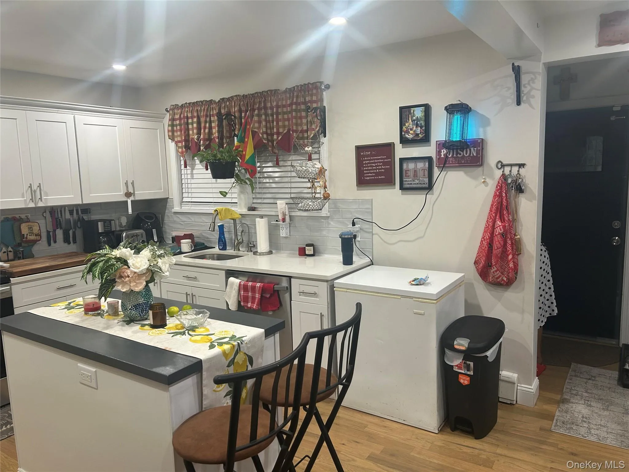 93 Lake Drive, Putnam Valley, NY, 2 Bedrooms Bedrooms, 7 Rooms Rooms,2 BathroomsBathrooms,Residential,For Rent,Lake,0,987223 93 Lake Drive, Putnam Valley, NY, 2 Bedrooms Bedrooms, 7 Rooms Rooms,2 BathroomsBathrooms,Residential,For Rent,Lake,0,987223