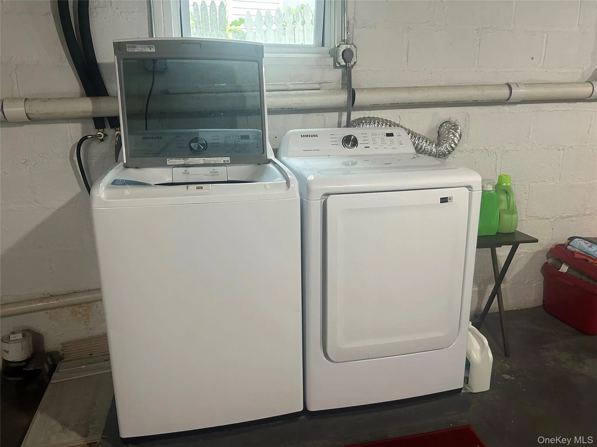 Laundry Appliances in the basement.. Laundry Appliances in the basement..