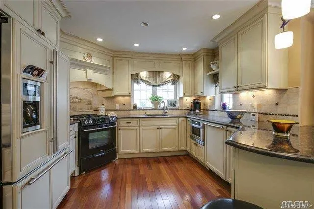 3315 167TH, New York, NY, 5 Bedrooms Bedrooms, 10 Rooms Rooms,2 BathroomsBathrooms,Residential,For Rent,167TH,0,987232 3315 167TH, New York, NY, 5 Bedrooms Bedrooms, 10 Rooms Rooms,2 BathroomsBathrooms,Residential,For Rent,167TH,0,987232