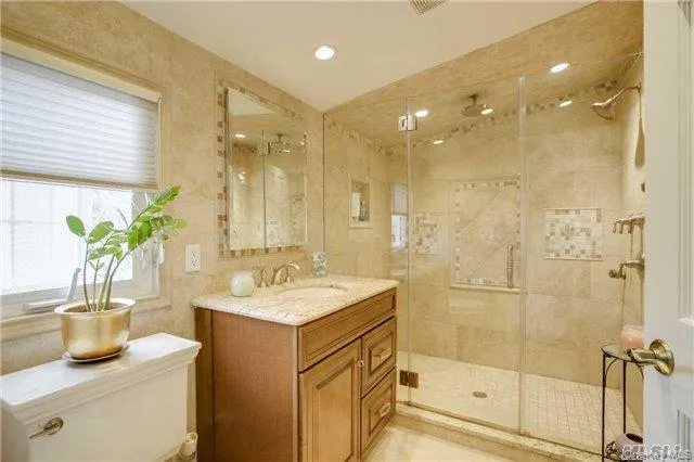 3315 167TH, New York, NY, 5 Bedrooms Bedrooms, 10 Rooms Rooms,2 BathroomsBathrooms,Residential,For Rent,167TH,0,987232 3315 167TH, New York, NY, 5 Bedrooms Bedrooms, 10 Rooms Rooms,2 BathroomsBathrooms,Residential,For Rent,167TH,0,987232