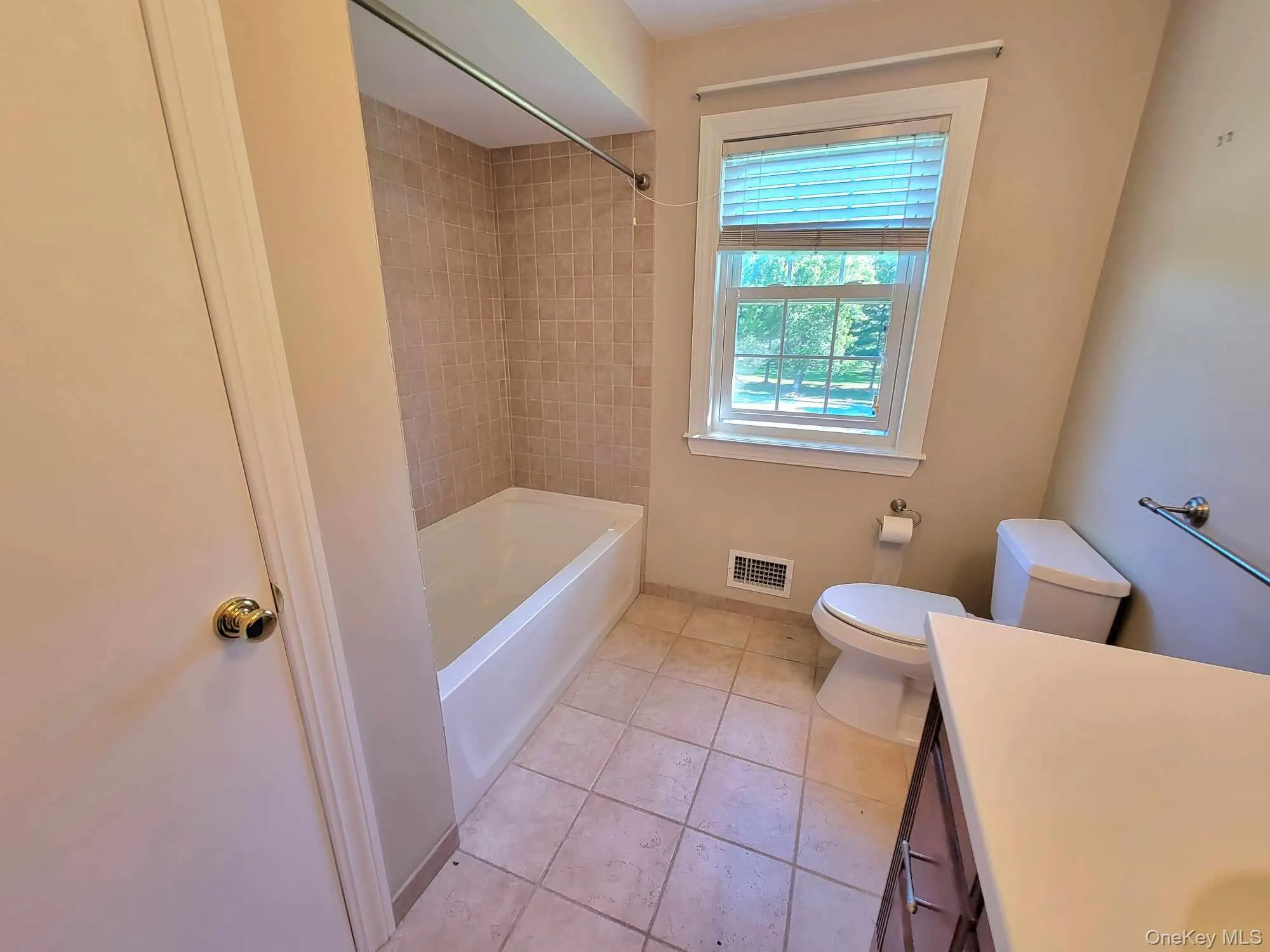 27 Weathervane Drive, Blooming Grove, NY, 1 Bedroom Bedrooms, 5 Rooms Rooms,1 BathroomBathrooms,Residential Lease,For Rent,Weathervane,0,987234 27 Weathervane Drive, Blooming Grove, NY, 1 Bedroom Bedrooms, 5 Rooms Rooms,1 BathroomBathrooms,Residential Lease,For Rent,Weathervane,0,987234