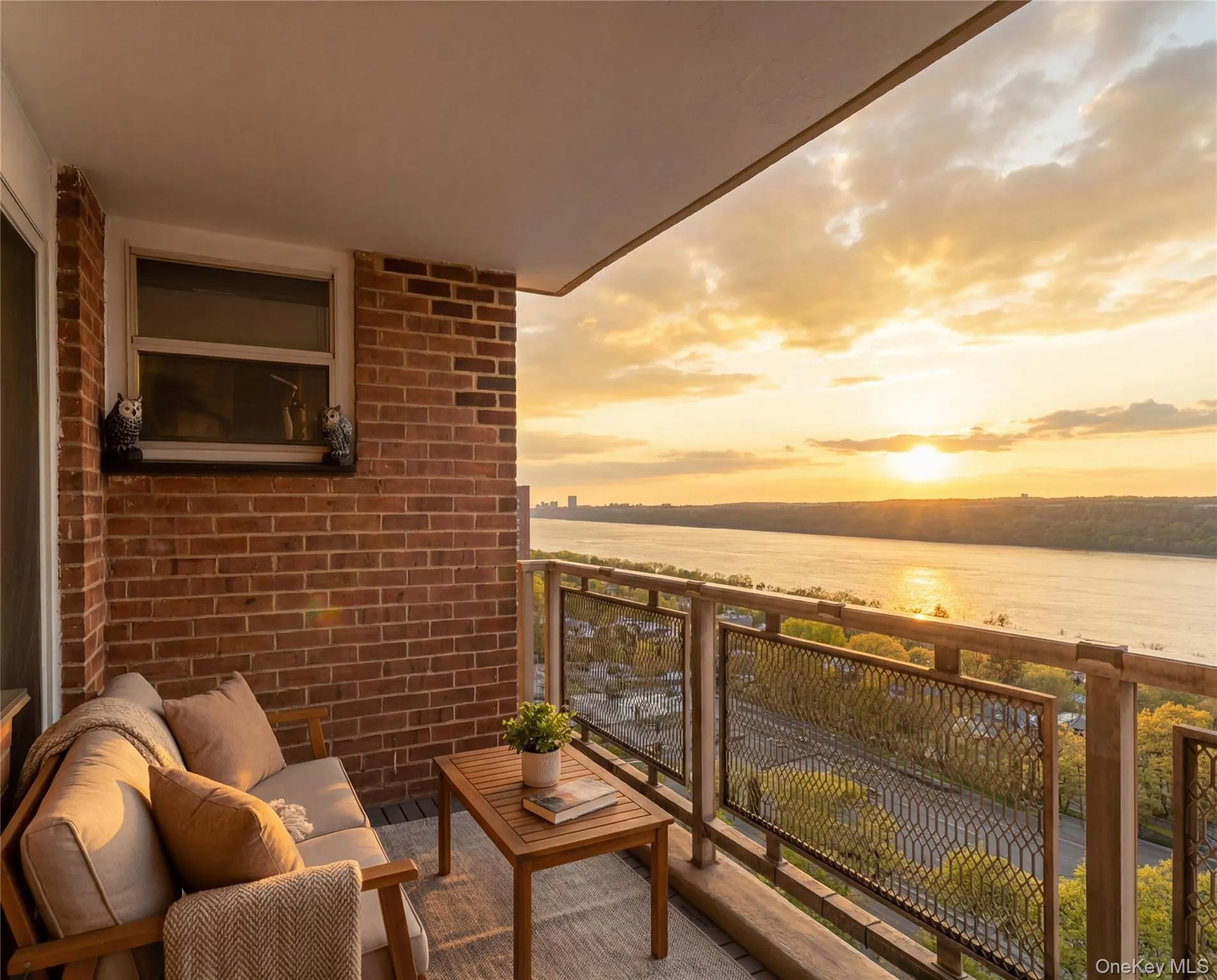 5800 Arlington Avenue, New York, NY, 1 Bedroom Bedrooms, 3 Rooms Rooms,1 BathroomBathrooms,Residential Sale,For Rent,Arlington,0,987235 5800 Arlington Avenue, New York, NY, 1 Bedroom Bedrooms, 3 Rooms Rooms,1 BathroomBathrooms,Residential Sale,For Rent,Arlington,0,987235