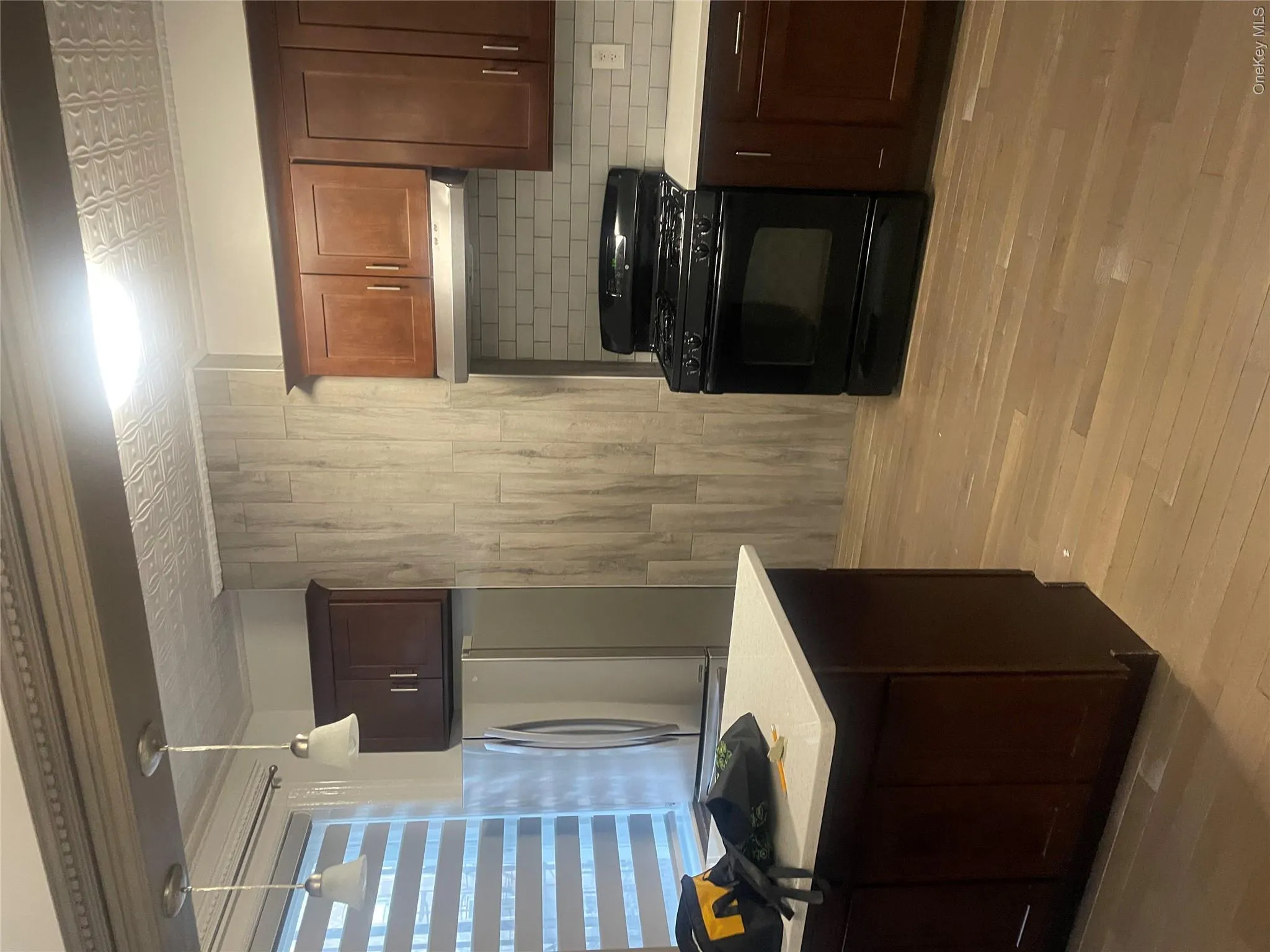 1720 Menahan Street, New York, NY, 3 Bedrooms Bedrooms, 5 Rooms Rooms,1 BathroomBathrooms,Residential Lease,For Rent,Menahan,0,987236 1720 Menahan Street, New York, NY, 3 Bedrooms Bedrooms, 5 Rooms Rooms,1 BathroomBathrooms,Residential Lease,For Rent,Menahan,0,987236