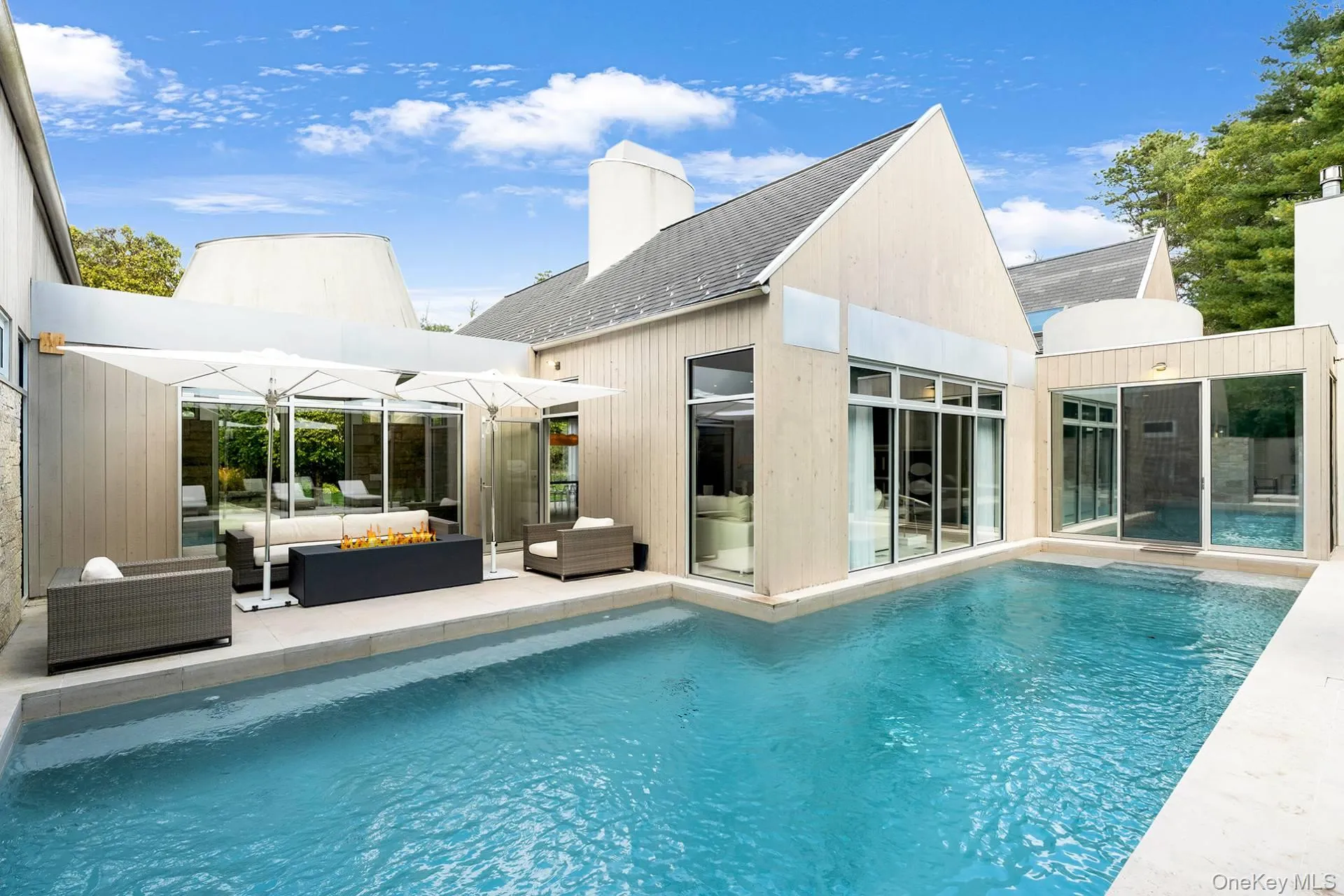 7 Rolling Wood Lane, East Hampton, NY, 6 Bedrooms Bedrooms, 14 Rooms Rooms,6 BathroomsBathrooms,Residential Lease,For Rent,Rolling Wood,0,987239 7 Rolling Wood Lane, East Hampton, NY, 6 Bedrooms Bedrooms, 14 Rooms Rooms,6 BathroomsBathrooms,Residential Lease,For Rent,Rolling Wood,0,987239