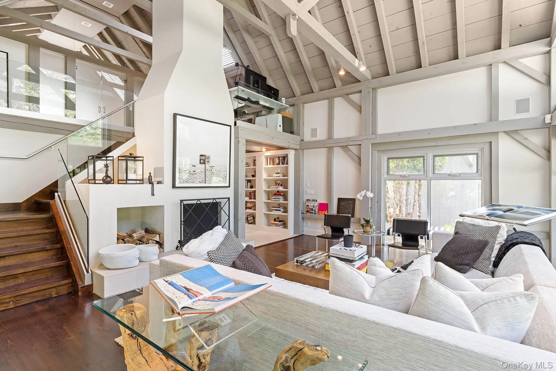 7 Rolling Wood Lane, East Hampton, NY, 6 Bedrooms Bedrooms, 14 Rooms Rooms,6 BathroomsBathrooms,Residential Lease,For Rent,Rolling Wood,0,987239 7 Rolling Wood Lane, East Hampton, NY, 6 Bedrooms Bedrooms, 14 Rooms Rooms,6 BathroomsBathrooms,Residential Lease,For Rent,Rolling Wood,0,987239