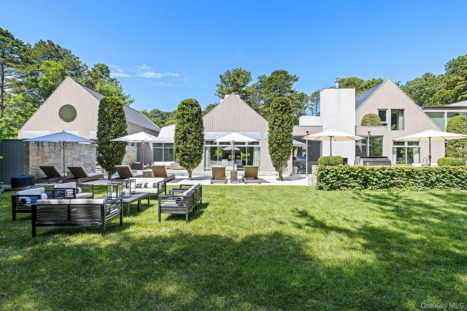 7 Rolling Wood Lane, East Hampton, NY, 6 Bedrooms Bedrooms, 14 Rooms Rooms,6 BathroomsBathrooms,Residential Lease,For Rent,Rolling Wood,0,987239 7 Rolling Wood Lane, East Hampton, NY, 6 Bedrooms Bedrooms, 14 Rooms Rooms,6 BathroomsBathrooms,Residential Lease,For Rent,Rolling Wood,0,987239