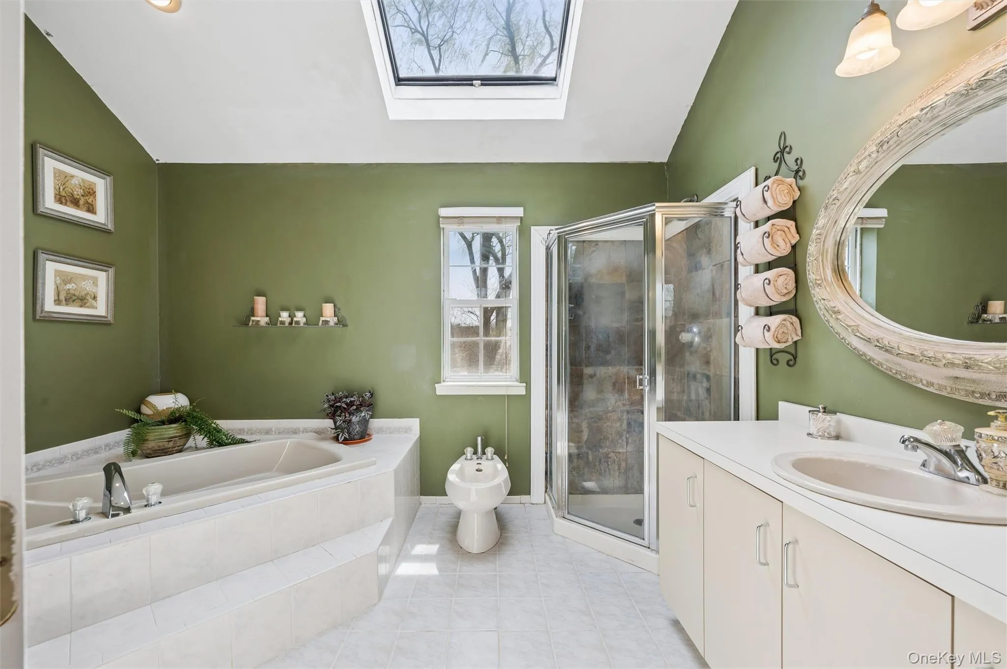 3 Shang Lee Drive, Brookhaven, NY, 4 Bedrooms Bedrooms, 8 Rooms Rooms,2 BathroomsBathrooms,Residential,For Rent,Shang Lee,0,987257 3 Shang Lee Drive, Brookhaven, NY, 4 Bedrooms Bedrooms, 8 Rooms Rooms,2 BathroomsBathrooms,Residential,For Rent,Shang Lee,0,987257