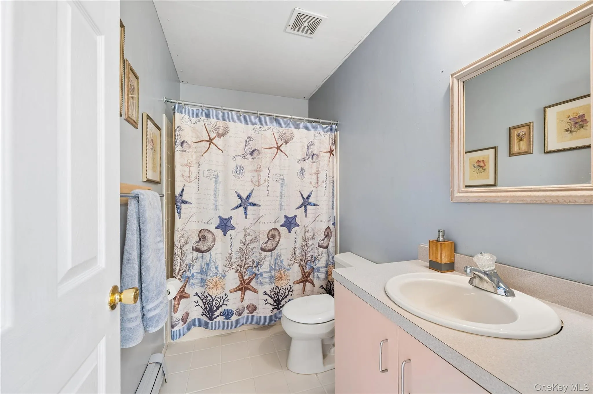 3 Shang Lee Drive, Brookhaven, NY, 4 Bedrooms Bedrooms, 8 Rooms Rooms,2 BathroomsBathrooms,Residential,For Rent,Shang Lee,0,987257 3 Shang Lee Drive, Brookhaven, NY, 4 Bedrooms Bedrooms, 8 Rooms Rooms,2 BathroomsBathrooms,Residential,For Rent,Shang Lee,0,987257