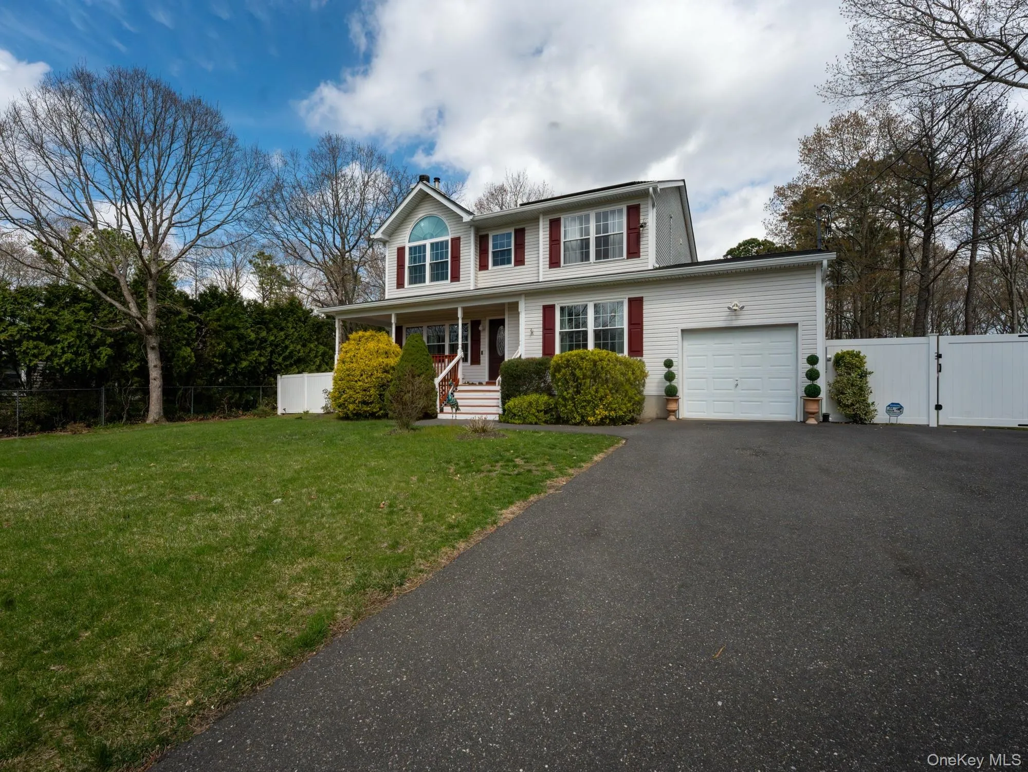 49 S Cozine Road, Brookhaven, NY, 4 Bedrooms Bedrooms, 8 Rooms Rooms,2 BathroomsBathrooms,Residential,For Rent,S Cozine,0,987270 49 S Cozine Road, Brookhaven, NY, 4 Bedrooms Bedrooms, 8 Rooms Rooms,2 BathroomsBathrooms,Residential,For Rent,S Cozine,0,987270