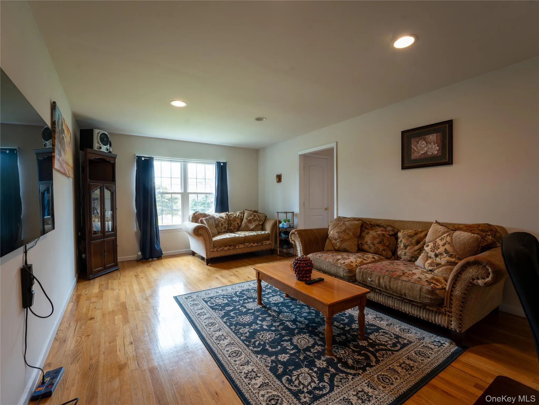 49 S Cozine Road, Brookhaven, NY, 4 Bedrooms Bedrooms, 8 Rooms Rooms,2 BathroomsBathrooms,Residential,For Rent,S Cozine,0,987270 49 S Cozine Road, Brookhaven, NY, 4 Bedrooms Bedrooms, 8 Rooms Rooms,2 BathroomsBathrooms,Residential,For Rent,S Cozine,0,987270