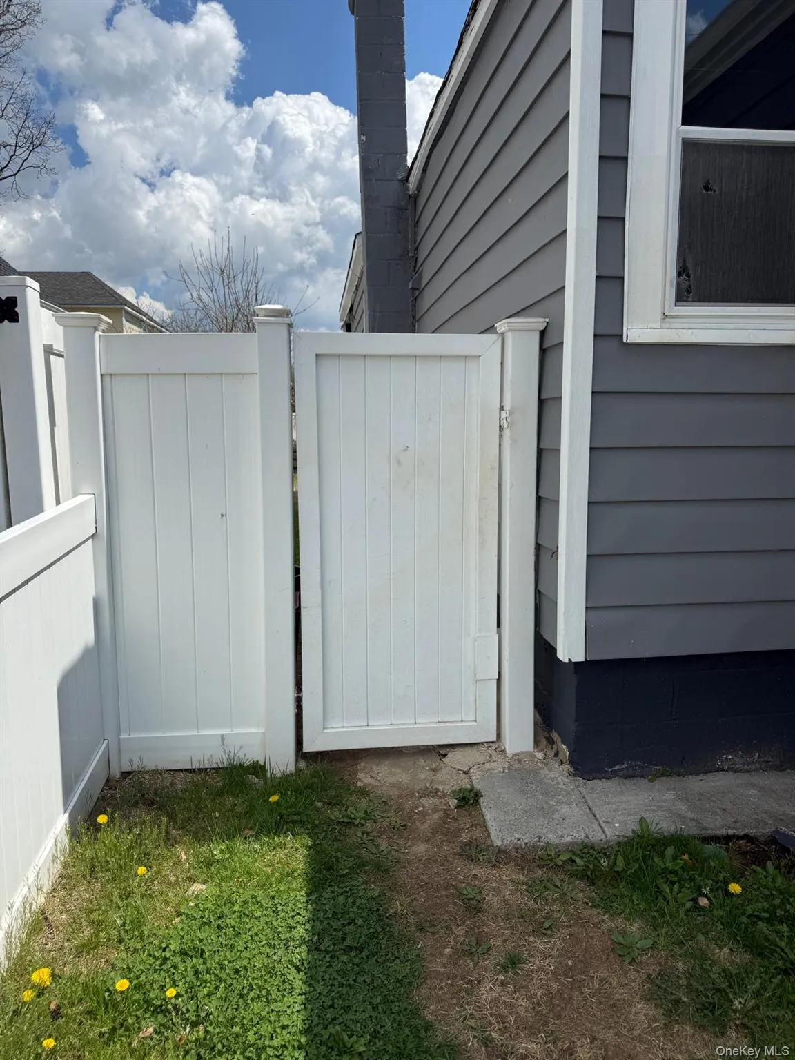 354 Beachview Street, Babylon, NY, 2 Bedrooms Bedrooms, 4 Rooms Rooms,1 BathroomBathrooms,Residential,For Rent,Beachview,0,987276 354 Beachview Street, Babylon, NY, 2 Bedrooms Bedrooms, 4 Rooms Rooms,1 BathroomBathrooms,Residential,For Rent,Beachview,0,987276