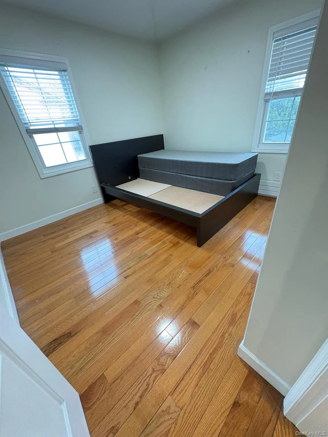 1st Bedroom on 2nd floor 1st Bedroom on 2nd floor