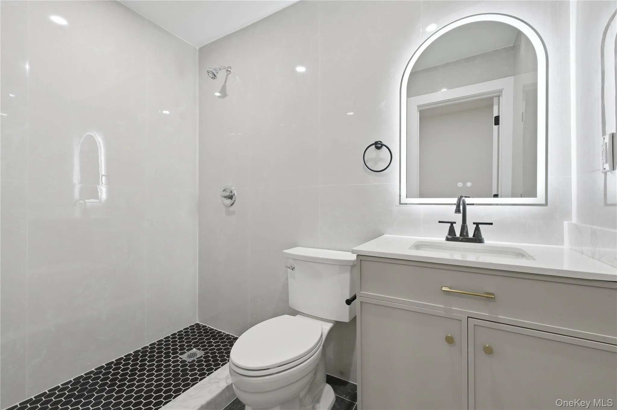 ANOTHER Beautiful Bathroom! This full bath in basement! ANOTHER Beautiful Bathroom! This full bath in basement!