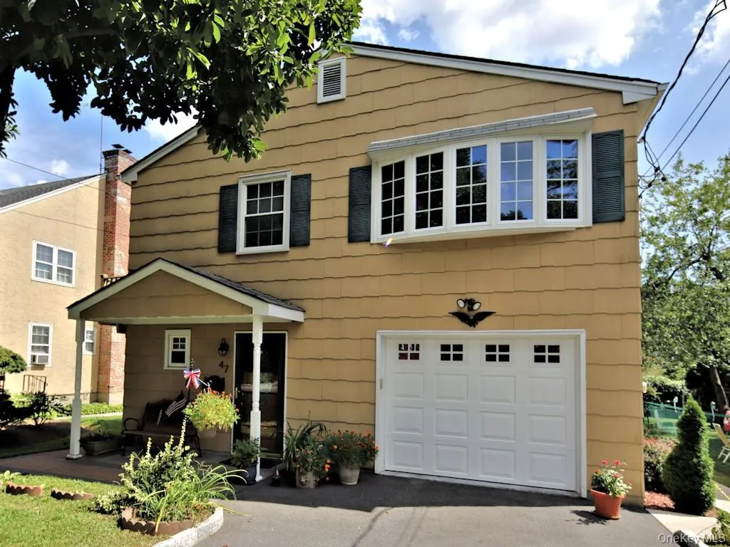 47 Henry Avenue, Harrison, NY, 1 Bedroom Bedrooms, 3 Rooms Rooms,1 BathroomBathrooms,Residential Lease,For Rent,Henry,0,987298 47 Henry Avenue, Harrison, NY, 1 Bedroom Bedrooms, 3 Rooms Rooms,1 BathroomBathrooms,Residential Lease,For Rent,Henry,0,987298