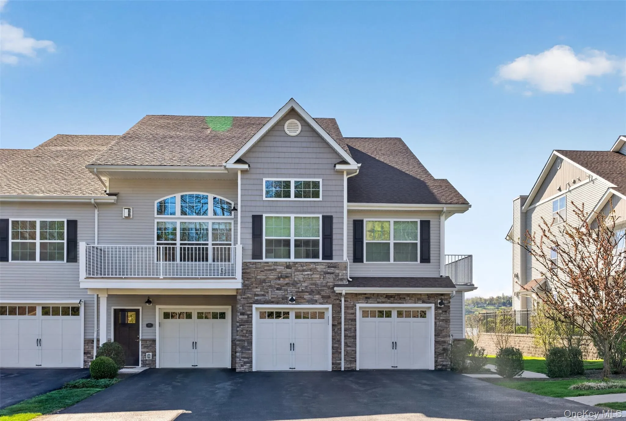 402 Sacandaga Loop, Fishkill, NY, 2 Bedrooms Bedrooms, 9 Rooms Rooms,2 BathroomsBathrooms,Residential Lease,For Rent,Sacandaga,0,987300 402 Sacandaga Loop, Fishkill, NY, 2 Bedrooms Bedrooms, 9 Rooms Rooms,2 BathroomsBathrooms,Residential Lease,For Rent,Sacandaga,0,987300