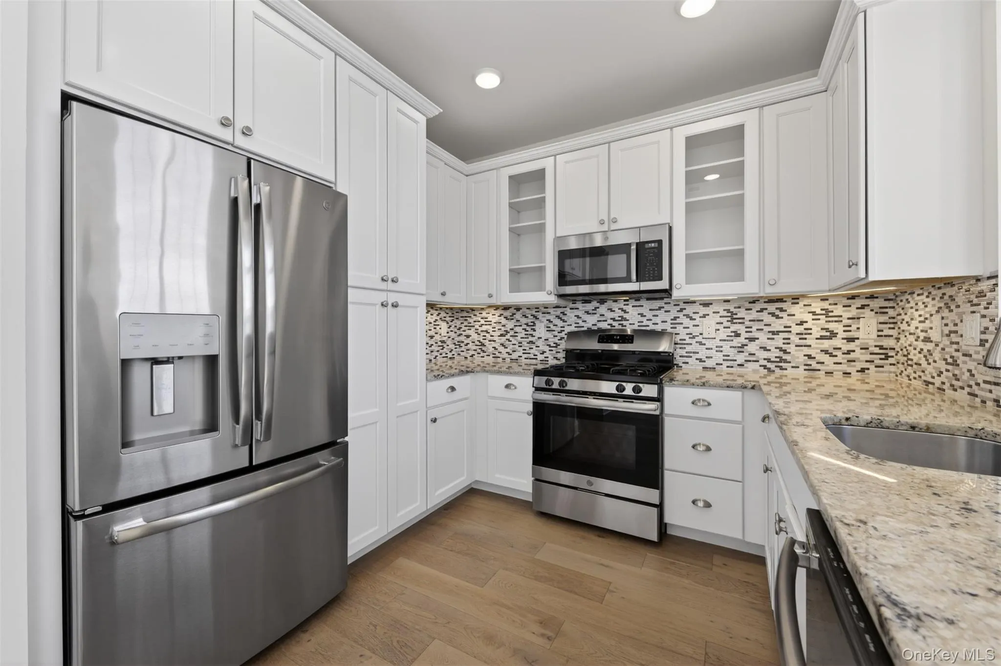 402 Sacandaga Loop, Fishkill, NY, 2 Bedrooms Bedrooms, 9 Rooms Rooms,2 BathroomsBathrooms,Residential Lease,For Rent,Sacandaga,0,987300 402 Sacandaga Loop, Fishkill, NY, 2 Bedrooms Bedrooms, 9 Rooms Rooms,2 BathroomsBathrooms,Residential Lease,For Rent,Sacandaga,0,987300