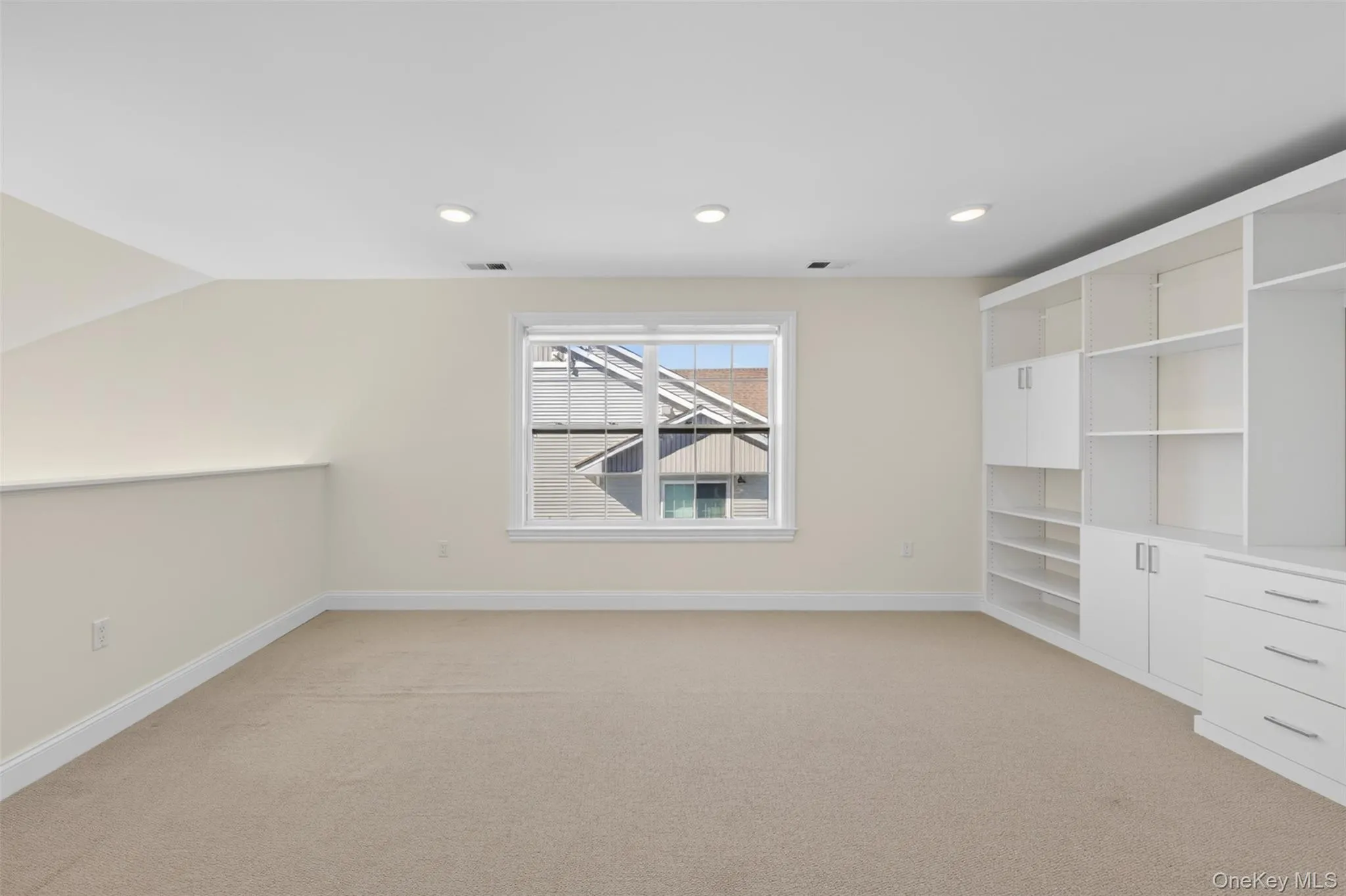 402 Sacandaga Loop, Fishkill, NY, 2 Bedrooms Bedrooms, 9 Rooms Rooms,2 BathroomsBathrooms,Residential Lease,For Rent,Sacandaga,0,987300 402 Sacandaga Loop, Fishkill, NY, 2 Bedrooms Bedrooms, 9 Rooms Rooms,2 BathroomsBathrooms,Residential Lease,For Rent,Sacandaga,0,987300