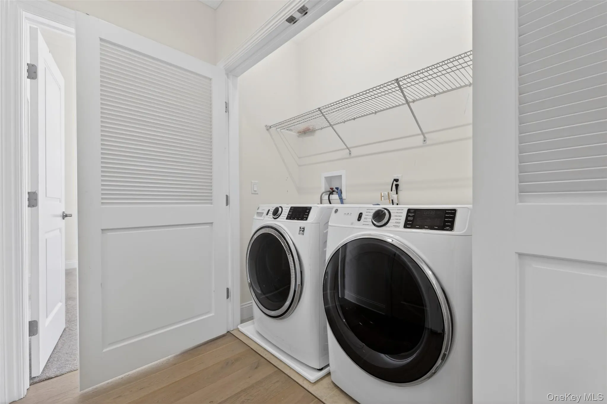 402 Sacandaga Loop, Fishkill, NY, 2 Bedrooms Bedrooms, 9 Rooms Rooms,2 BathroomsBathrooms,Residential Lease,For Rent,Sacandaga,0,987300 402 Sacandaga Loop, Fishkill, NY, 2 Bedrooms Bedrooms, 9 Rooms Rooms,2 BathroomsBathrooms,Residential Lease,For Rent,Sacandaga,0,987300