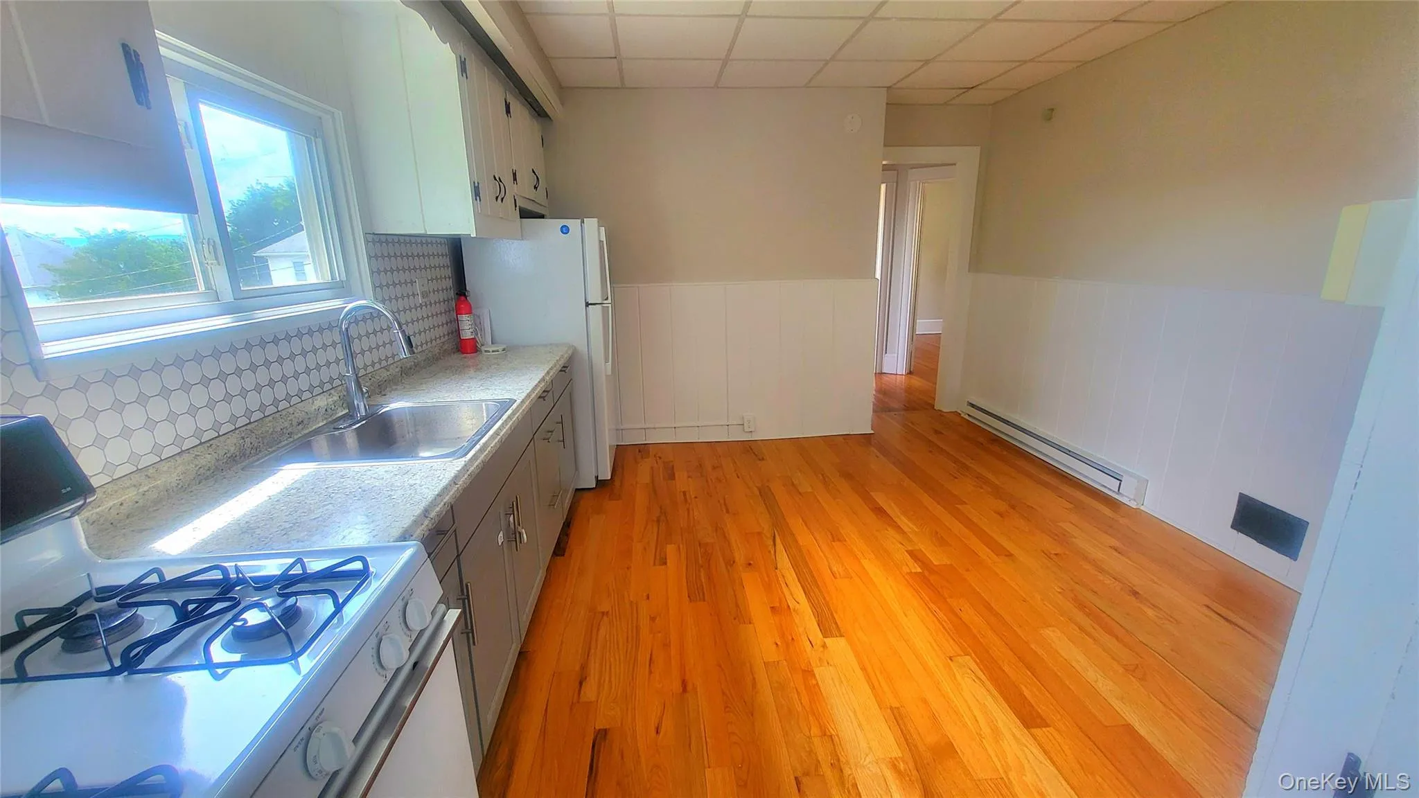 37 ROOSEVELT Avenue, Poughkeepsie, NY, 3 Bedrooms Bedrooms, 5 Rooms Rooms,1 BathroomBathrooms,Residential Lease,For Rent,ROOSEVELT,0,987302 37 ROOSEVELT Avenue, Poughkeepsie, NY, 3 Bedrooms Bedrooms, 5 Rooms Rooms,1 BathroomBathrooms,Residential Lease,For Rent,ROOSEVELT,0,987302
