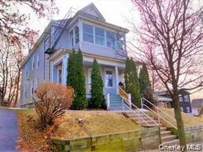 First Floor Apt In Three Family Home First Floor Apt In Three Family Home