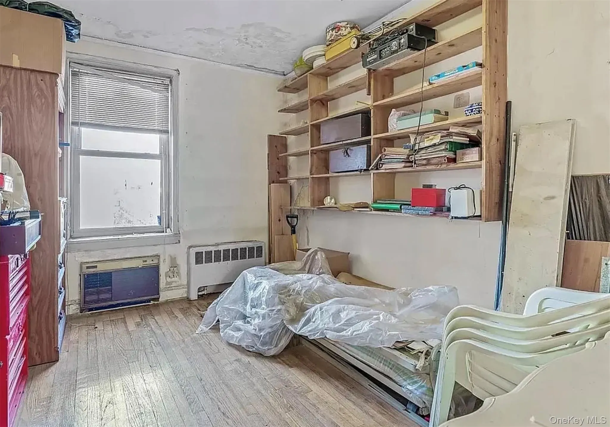 4310 48th Avenue, New York, NY, 2 Bedrooms Bedrooms, 4 Rooms Rooms,1 BathroomBathrooms,Residential,For Rent,48th,0,987304 4310 48th Avenue, New York, NY, 2 Bedrooms Bedrooms, 4 Rooms Rooms,1 BathroomBathrooms,Residential,For Rent,48th,0,987304