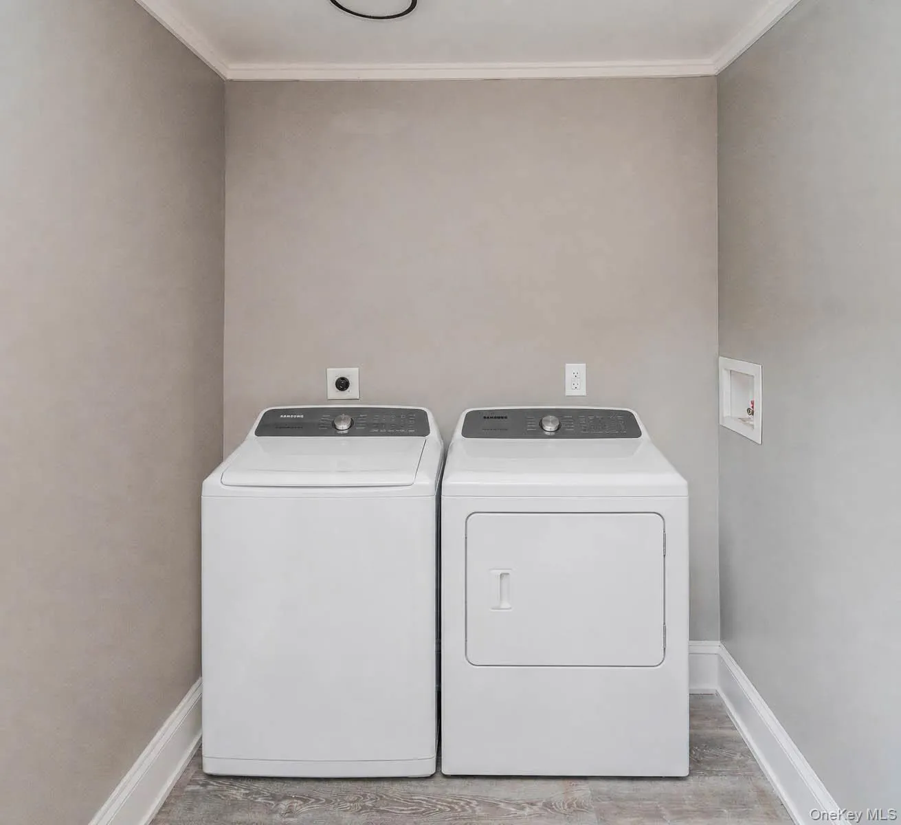 104 Oak Street, Montgomery, NY, 3 Bedrooms Bedrooms, 7 Rooms Rooms,1 BathroomBathrooms,Residential,For Rent,Oak,0,987315 104 Oak Street, Montgomery, NY, 3 Bedrooms Bedrooms, 7 Rooms Rooms,1 BathroomBathrooms,Residential,For Rent,Oak,0,987315