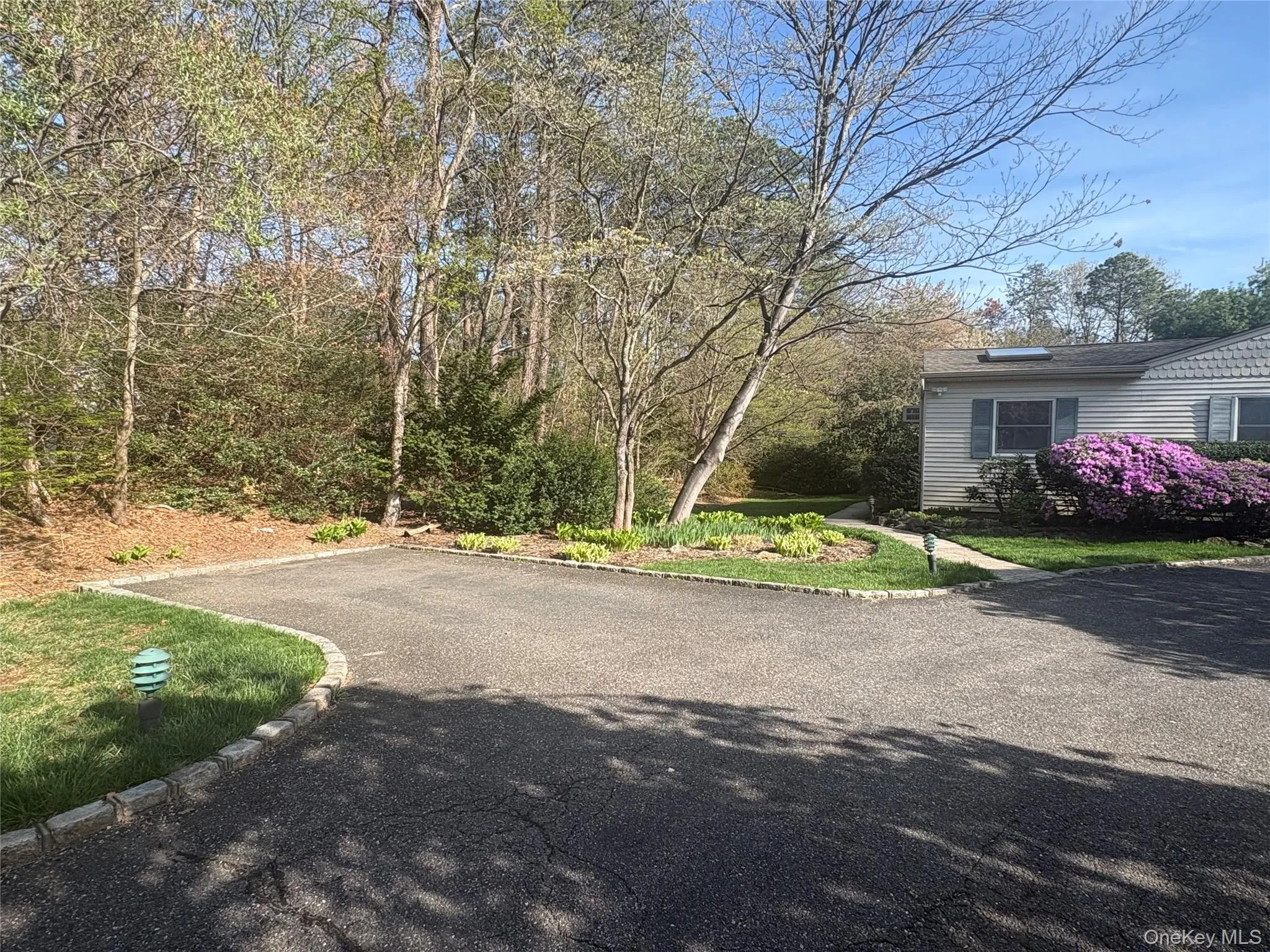 54 Old Brook Road, Huntington, NY, 1 Bedroom Bedrooms, 3 Rooms Rooms,1 BathroomBathrooms,Residential Lease,For Rent,Old Brook,0,987318 54 Old Brook Road, Huntington, NY, 1 Bedroom Bedrooms, 3 Rooms Rooms,1 BathroomBathrooms,Residential Lease,For Rent,Old Brook,0,987318
