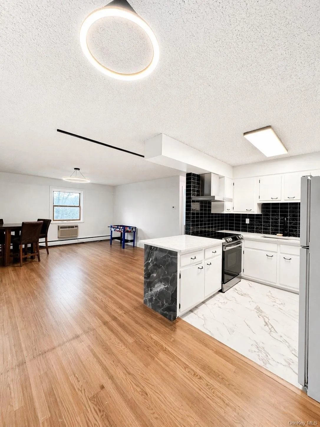 287 Route 32, Woodbury, NY, 2 Bedrooms Bedrooms, 5 Rooms Rooms,2 BathroomsBathrooms,Residential Lease,For Rent,Route 32,0,987331 287 Route 32, Woodbury, NY, 2 Bedrooms Bedrooms, 5 Rooms Rooms,2 BathroomsBathrooms,Residential Lease,For Rent,Route 32,0,987331