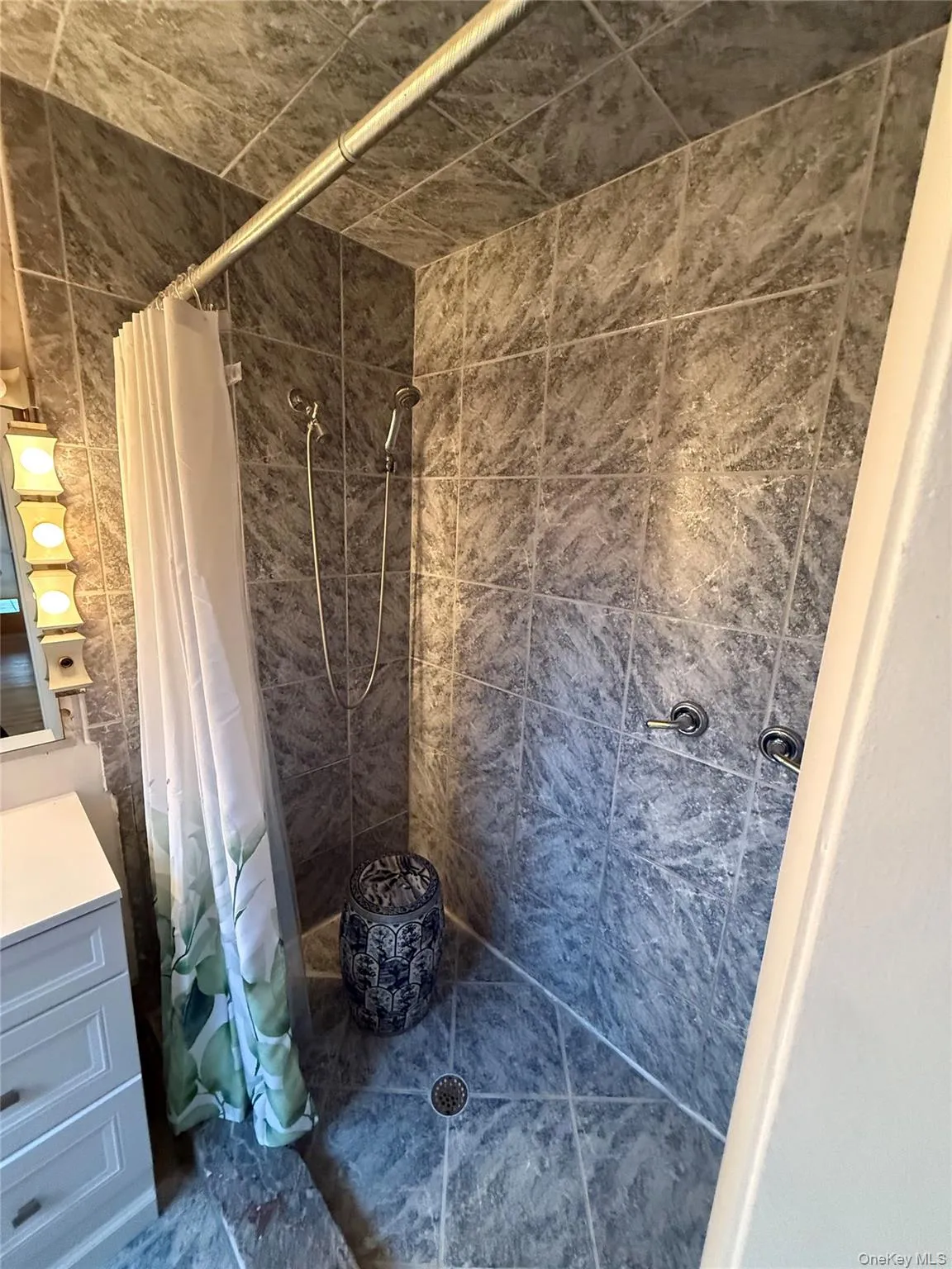 12 East Place, Ramapo, NY, 3 Bedrooms Bedrooms, 10 Rooms Rooms,2 BathroomsBathrooms,Residential Lease,For Rent,East,0,987336 12 East Place, Ramapo, NY, 3 Bedrooms Bedrooms, 10 Rooms Rooms,2 BathroomsBathrooms,Residential Lease,For Rent,East,0,987336