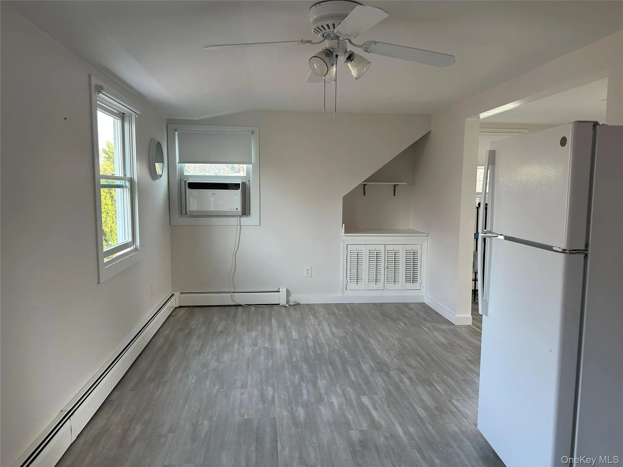 43 West Street, Huntington, NY, 1 Bedroom Bedrooms, 3 Rooms Rooms,1 BathroomBathrooms,Residential Lease,For Rent,West,0,987338 43 West Street, Huntington, NY, 1 Bedroom Bedrooms, 3 Rooms Rooms,1 BathroomBathrooms,Residential Lease,For Rent,West,0,987338