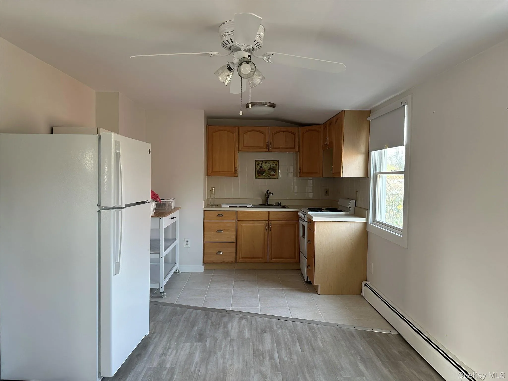 43 West Street, Huntington, NY, 1 Bedroom Bedrooms, 3 Rooms Rooms,1 BathroomBathrooms,Residential Lease,For Rent,West,0,987338 43 West Street, Huntington, NY, 1 Bedroom Bedrooms, 3 Rooms Rooms,1 BathroomBathrooms,Residential Lease,For Rent,West,0,987338