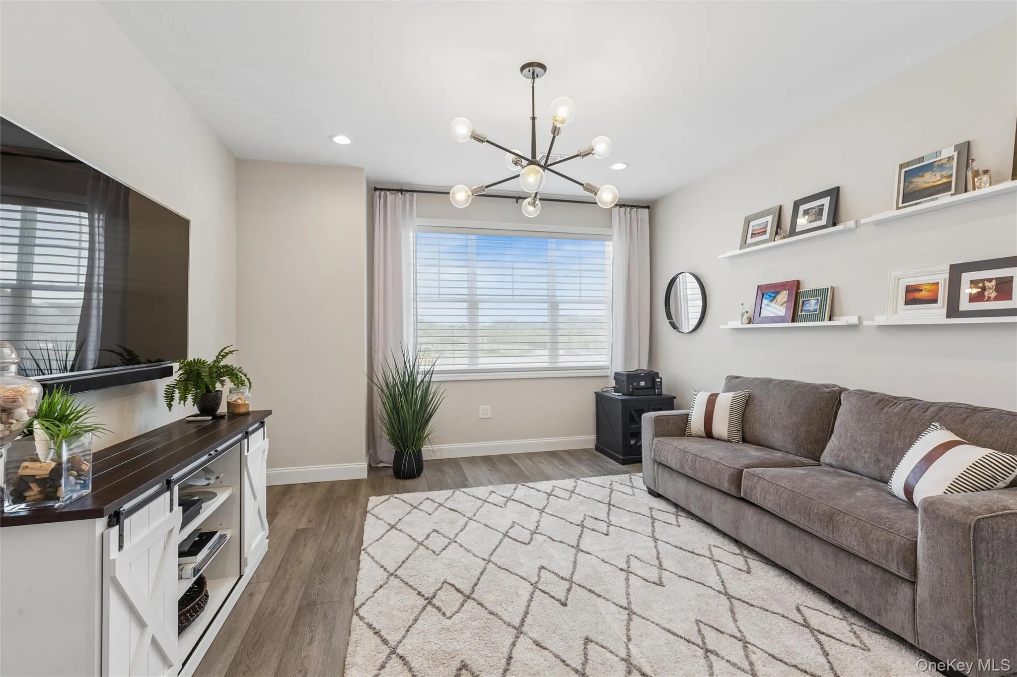216 Belmont Circle, Brookhaven, NY, 2 Bedrooms Bedrooms, 6 Rooms Rooms,2 BathroomsBathrooms,Residential,For Rent,Belmont,0,987339 216 Belmont Circle, Brookhaven, NY, 2 Bedrooms Bedrooms, 6 Rooms Rooms,2 BathroomsBathrooms,Residential,For Rent,Belmont,0,987339