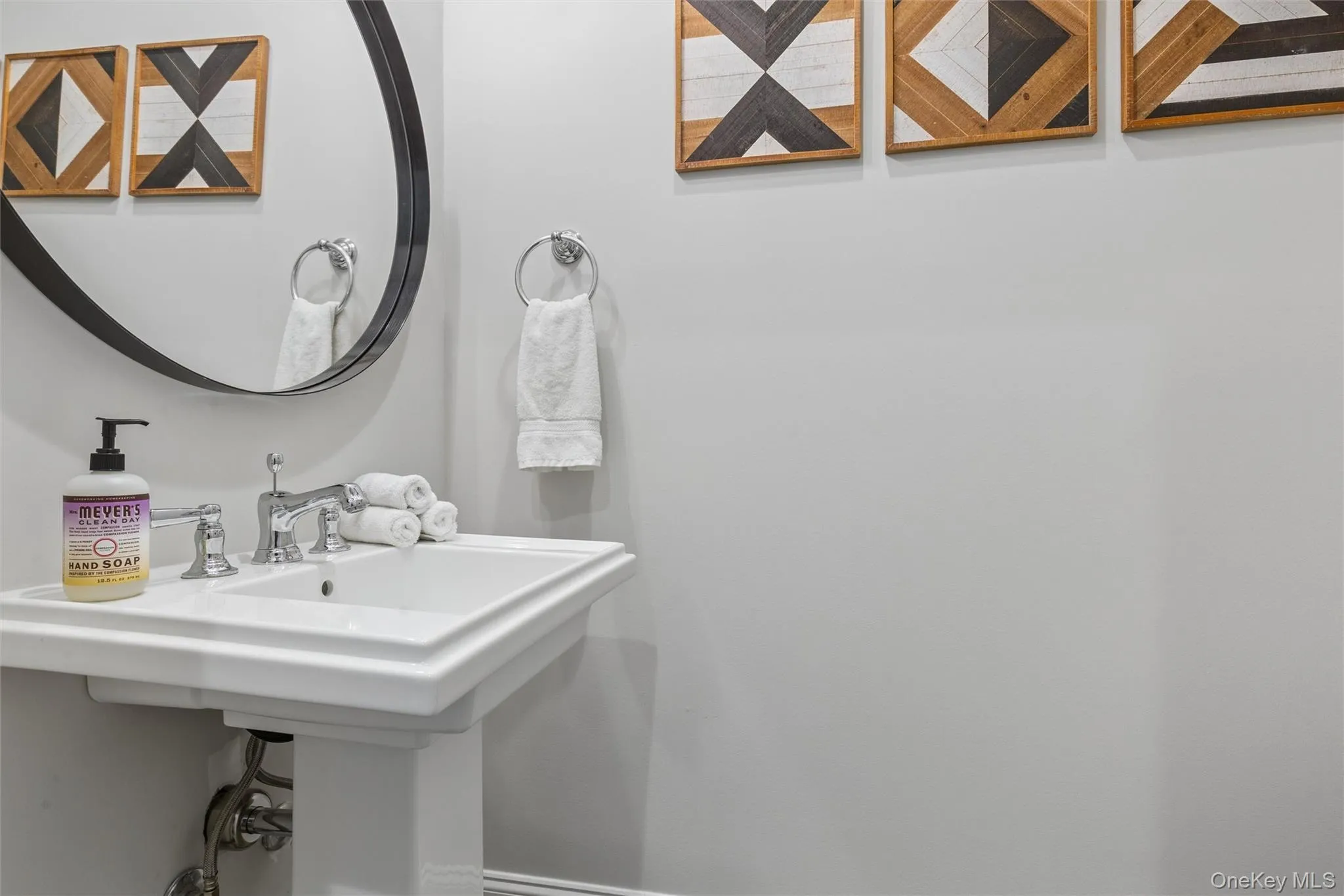 216 Belmont Circle, Brookhaven, NY, 2 Bedrooms Bedrooms, 6 Rooms Rooms,2 BathroomsBathrooms,Residential,For Rent,Belmont,0,987339 216 Belmont Circle, Brookhaven, NY, 2 Bedrooms Bedrooms, 6 Rooms Rooms,2 BathroomsBathrooms,Residential,For Rent,Belmont,0,987339