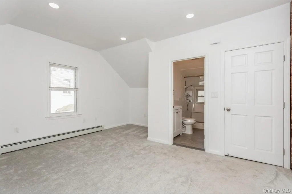 14 Stone Avenue, Greenburgh, NY, 1 Bedroom Bedrooms, 4 Rooms Rooms,1 BathroomBathrooms,Residential Lease,For Rent,Stone,0,987344 14 Stone Avenue, Greenburgh, NY, 1 Bedroom Bedrooms, 4 Rooms Rooms,1 BathroomBathrooms,Residential Lease,For Rent,Stone,0,987344