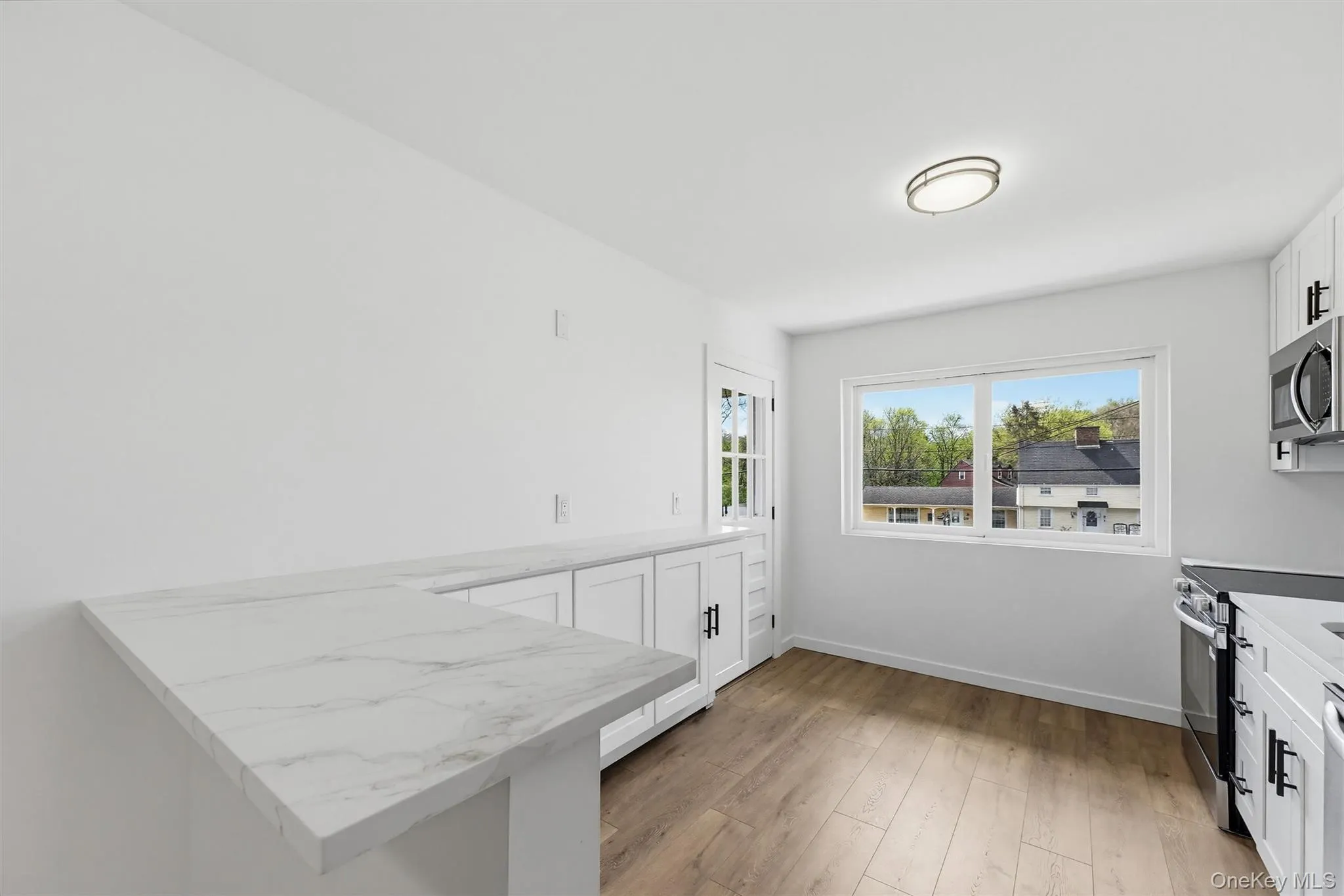 810 Blooming Grove Turnpike, New Windsor, NY, 1 Bedroom Bedrooms, 5 Rooms Rooms,1 BathroomBathrooms,Residential Lease,For Rent,Blooming Grove,0,987348 810 Blooming Grove Turnpike, New Windsor, NY, 1 Bedroom Bedrooms, 5 Rooms Rooms,1 BathroomBathrooms,Residential Lease,For Rent,Blooming Grove,0,987348