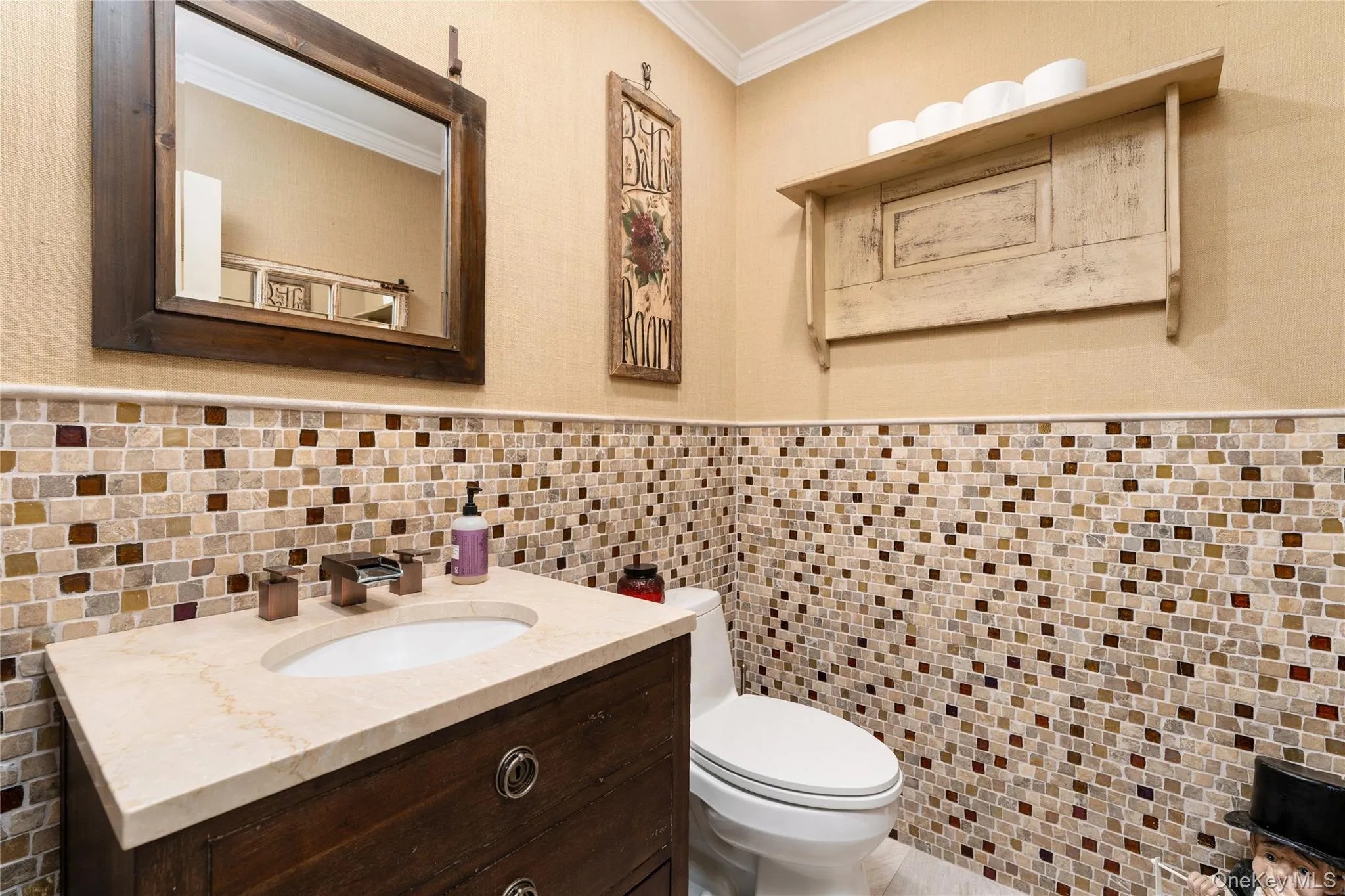 First floor Powder Room First floor Powder Room