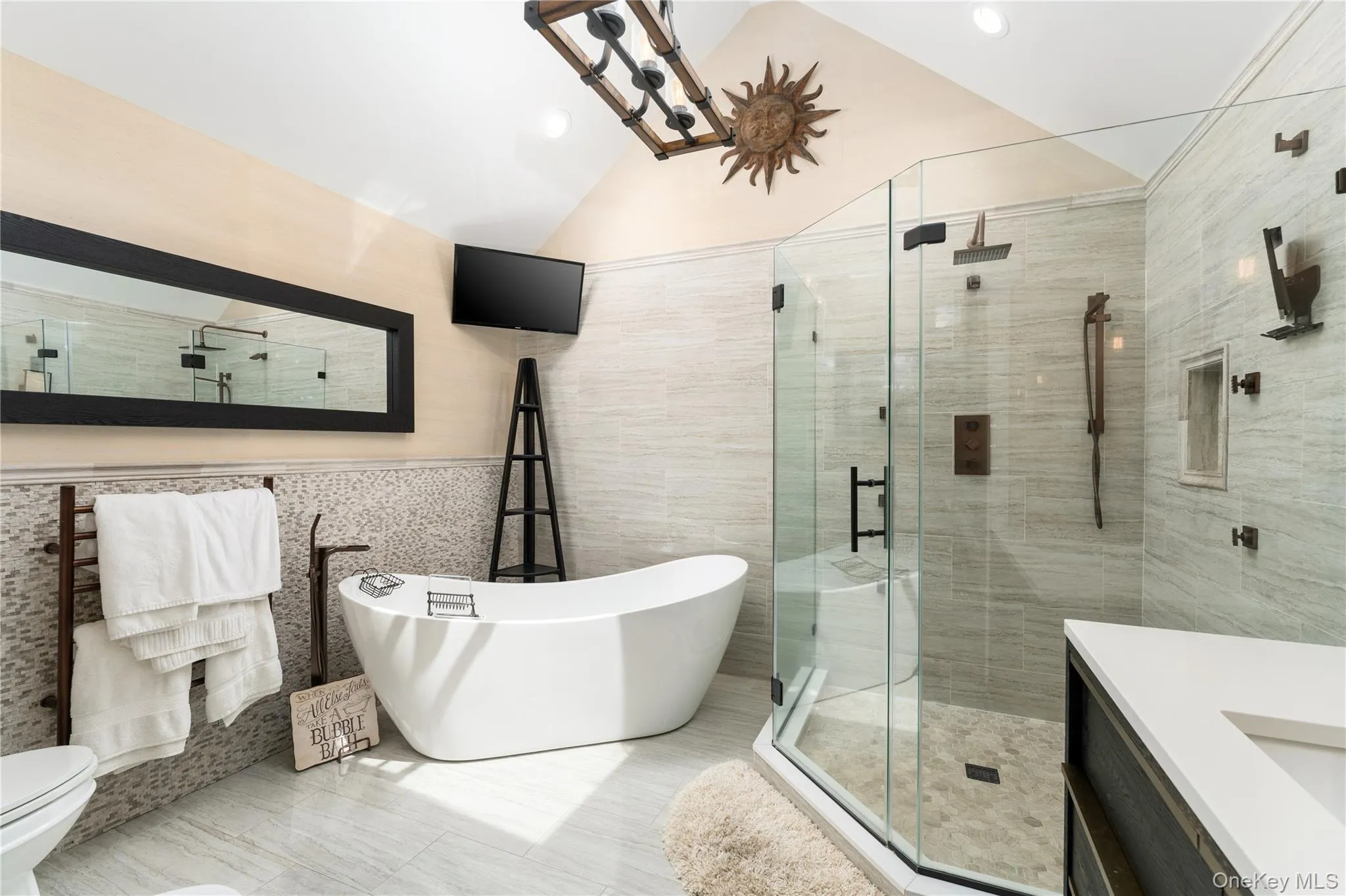 Aerated soaking tub, toilet, bidet, towel warmer Aerated soaking tub, toilet, bidet, towel warmer