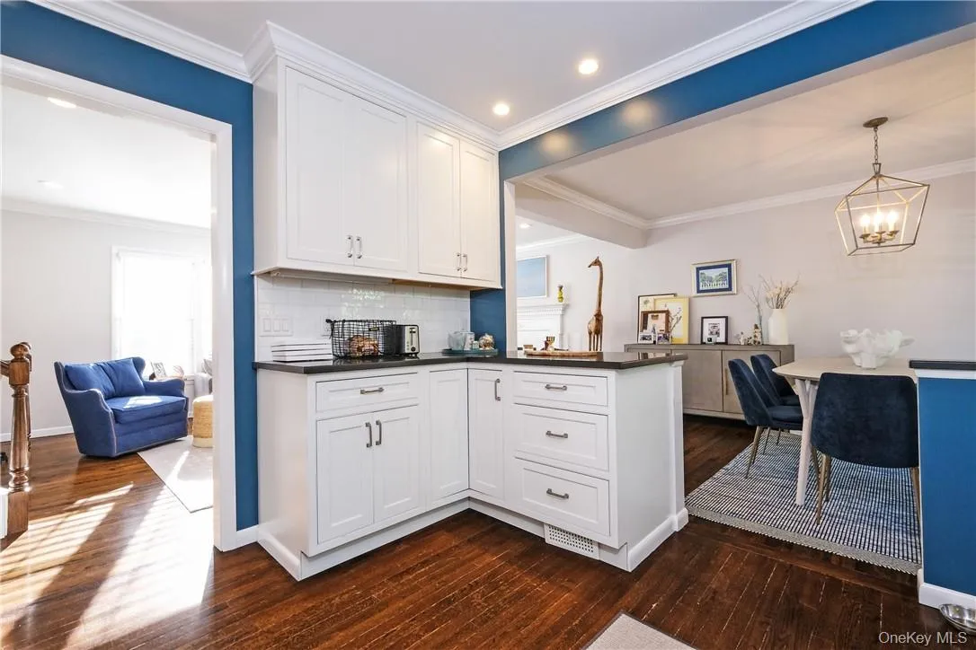 Open floor plan kitchen. Easy everyday flow. Open floor plan kitchen. Easy everyday flow.