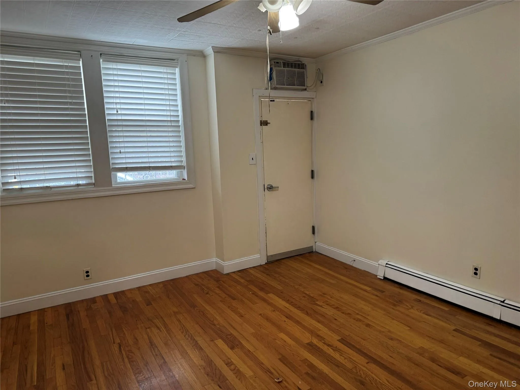 189 Elm Street, Yonkers, NY, 3 Bedrooms Bedrooms, 7 Rooms Rooms,1 BathroomBathrooms,Residential Lease,For Rent,Elm,0,987361 189 Elm Street, Yonkers, NY, 3 Bedrooms Bedrooms, 7 Rooms Rooms,1 BathroomBathrooms,Residential Lease,For Rent,Elm,0,987361