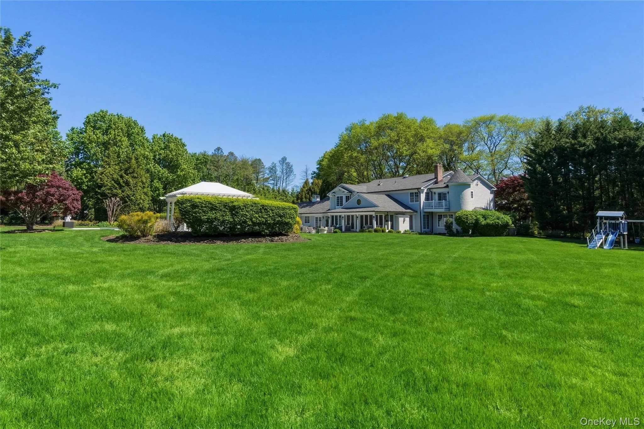 17 Quaker Ridge Road, Oyster Bay, NY, 6 Bedrooms Bedrooms, 15 Rooms Rooms,7 BathroomsBathrooms,Residential,For Rent,Quaker Ridge,0,987383 17 Quaker Ridge Road, Oyster Bay, NY, 6 Bedrooms Bedrooms, 15 Rooms Rooms,7 BathroomsBathrooms,Residential,For Rent,Quaker Ridge,0,987383