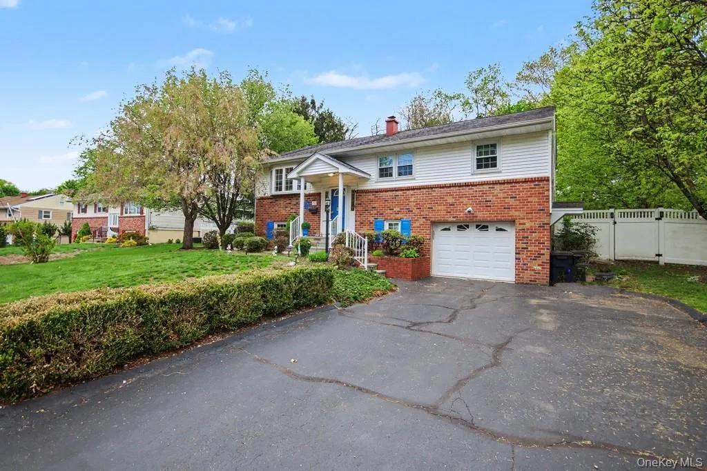 35 Sengstacken Drive, Stony Point, NY, 3 Bedrooms Bedrooms, 10 Rooms Rooms,1 BathroomBathrooms,Residential,For Rent,Sengstacken,0,987387 35 Sengstacken Drive, Stony Point, NY, 3 Bedrooms Bedrooms, 10 Rooms Rooms,1 BathroomBathrooms,Residential,For Rent,Sengstacken,0,987387