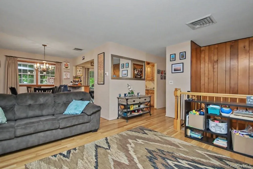 35 Sengstacken Drive, Stony Point, NY, 3 Bedrooms Bedrooms, 10 Rooms Rooms,1 BathroomBathrooms,Residential,For Rent,Sengstacken,0,987387 35 Sengstacken Drive, Stony Point, NY, 3 Bedrooms Bedrooms, 10 Rooms Rooms,1 BathroomBathrooms,Residential,For Rent,Sengstacken,0,987387
