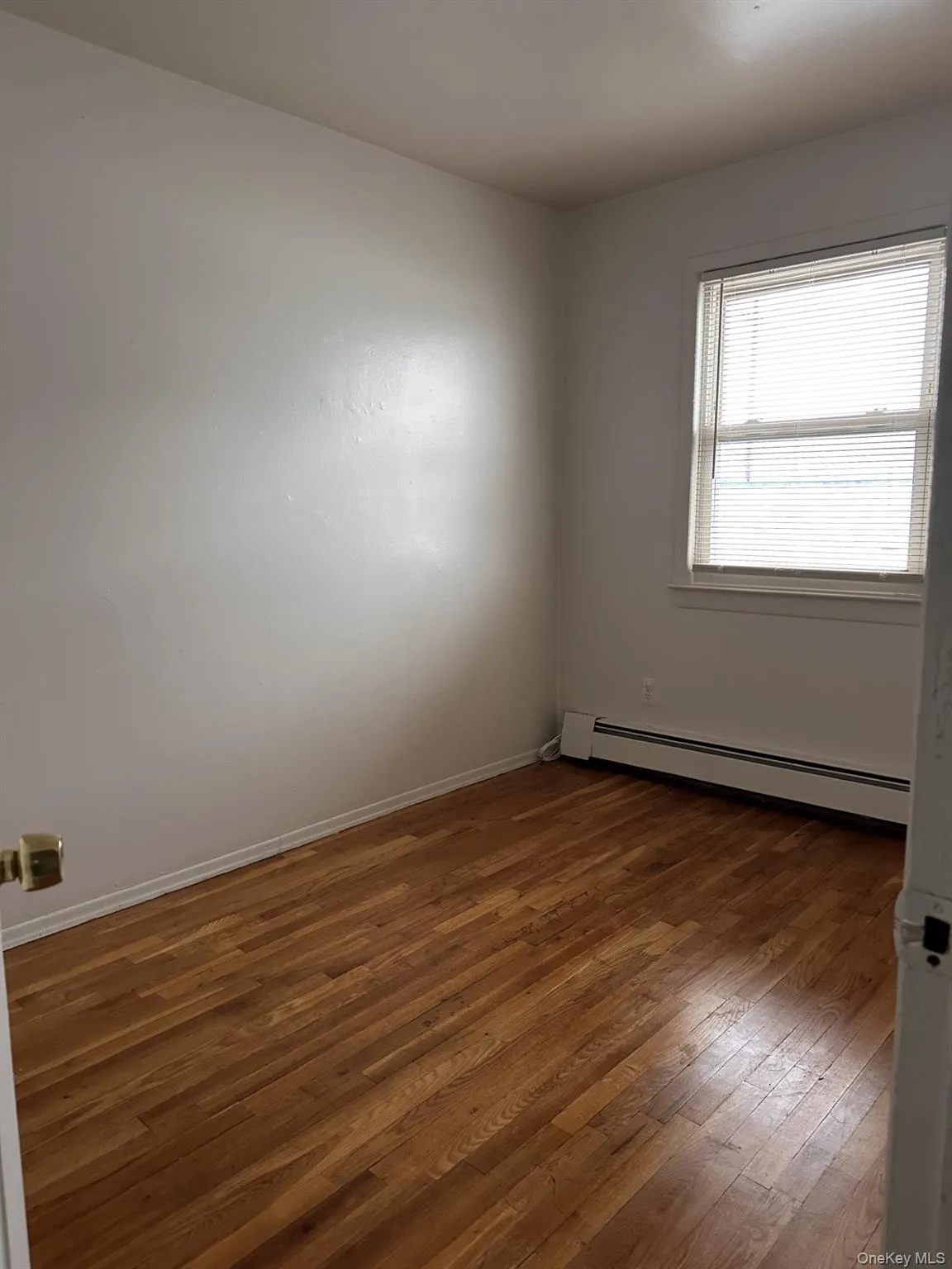 45 Benedict Avenue, Hempstead, NY, 2 Bedrooms Bedrooms, 4 Rooms Rooms,1 BathroomBathrooms,Residential Lease,For Rent,Benedict,0,987397 45 Benedict Avenue, Hempstead, NY, 2 Bedrooms Bedrooms, 4 Rooms Rooms,1 BathroomBathrooms,Residential Lease,For Rent,Benedict,0,987397
