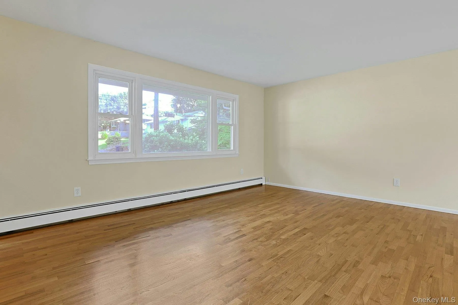 171 Austin Avenue, Orangetown, NY, 4 Bedrooms Bedrooms, 8 Rooms Rooms,1 BathroomBathrooms,Residential,For Rent,Austin,0,987409 171 Austin Avenue, Orangetown, NY, 4 Bedrooms Bedrooms, 8 Rooms Rooms,1 BathroomBathrooms,Residential,For Rent,Austin,0,987409
