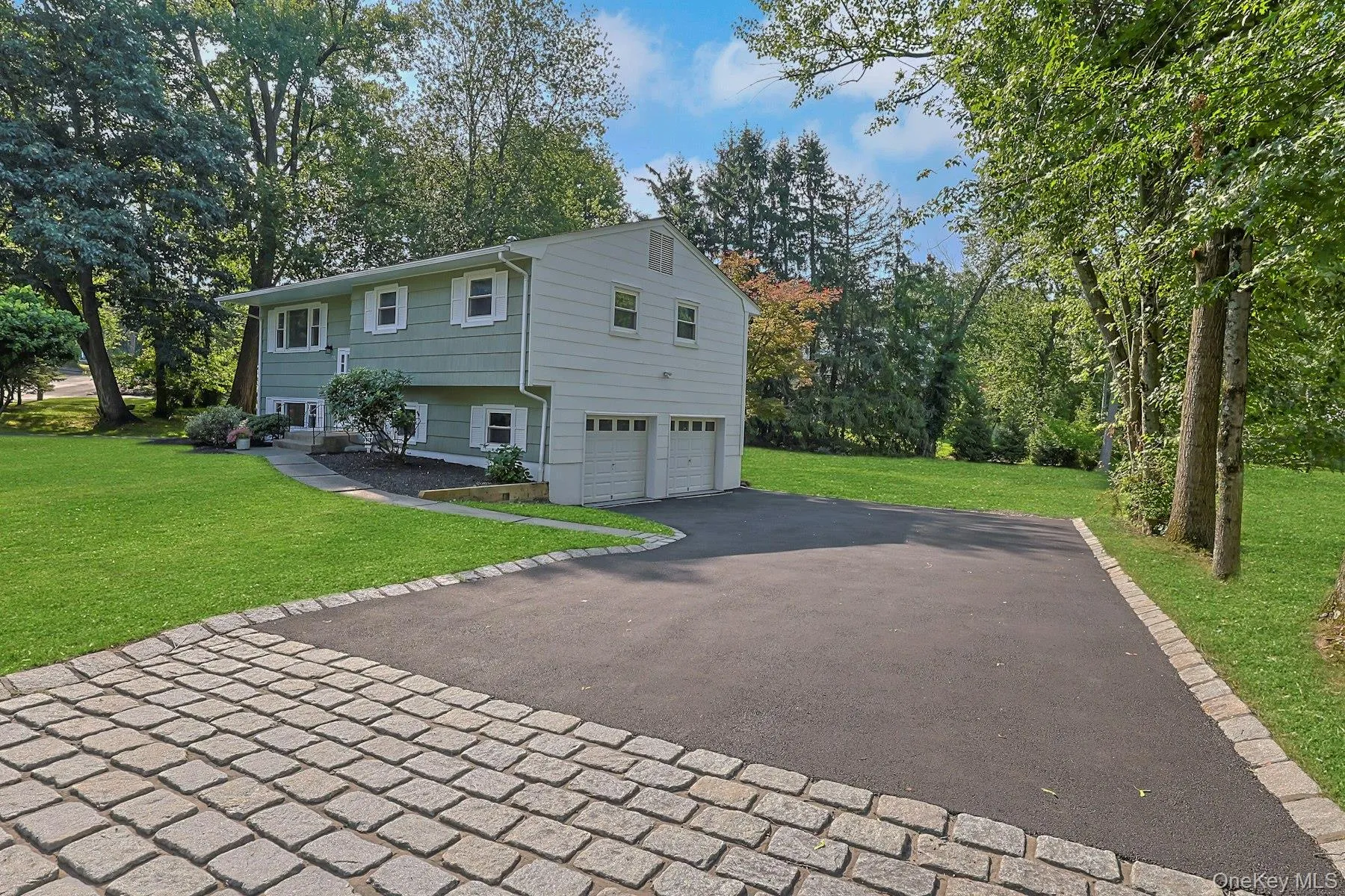 Two car Garage Two car Garage