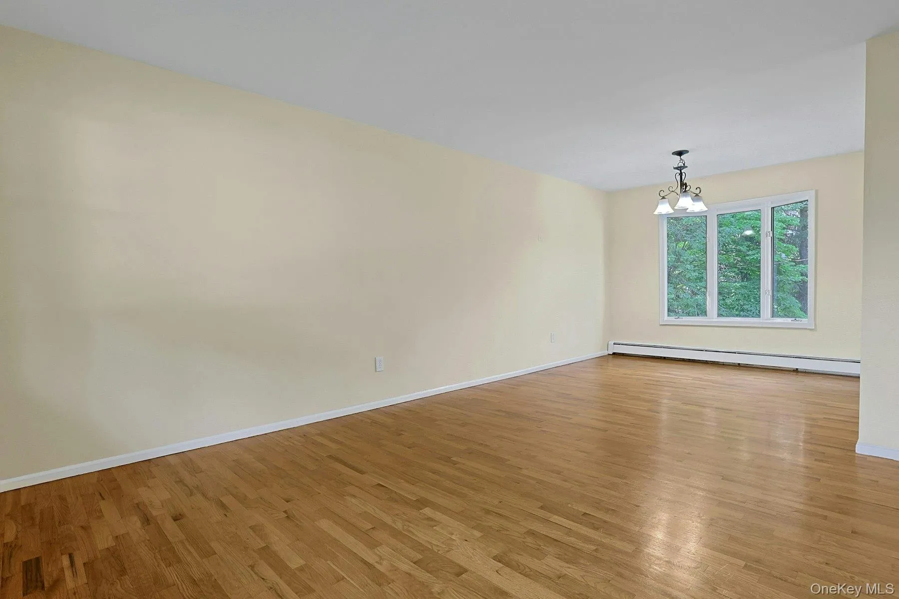 171 Austin Avenue, Orangetown, NY, 4 Bedrooms Bedrooms, 8 Rooms Rooms,1 BathroomBathrooms,Residential,For Rent,Austin,0,987409 171 Austin Avenue, Orangetown, NY, 4 Bedrooms Bedrooms, 8 Rooms Rooms,1 BathroomBathrooms,Residential,For Rent,Austin,0,987409
