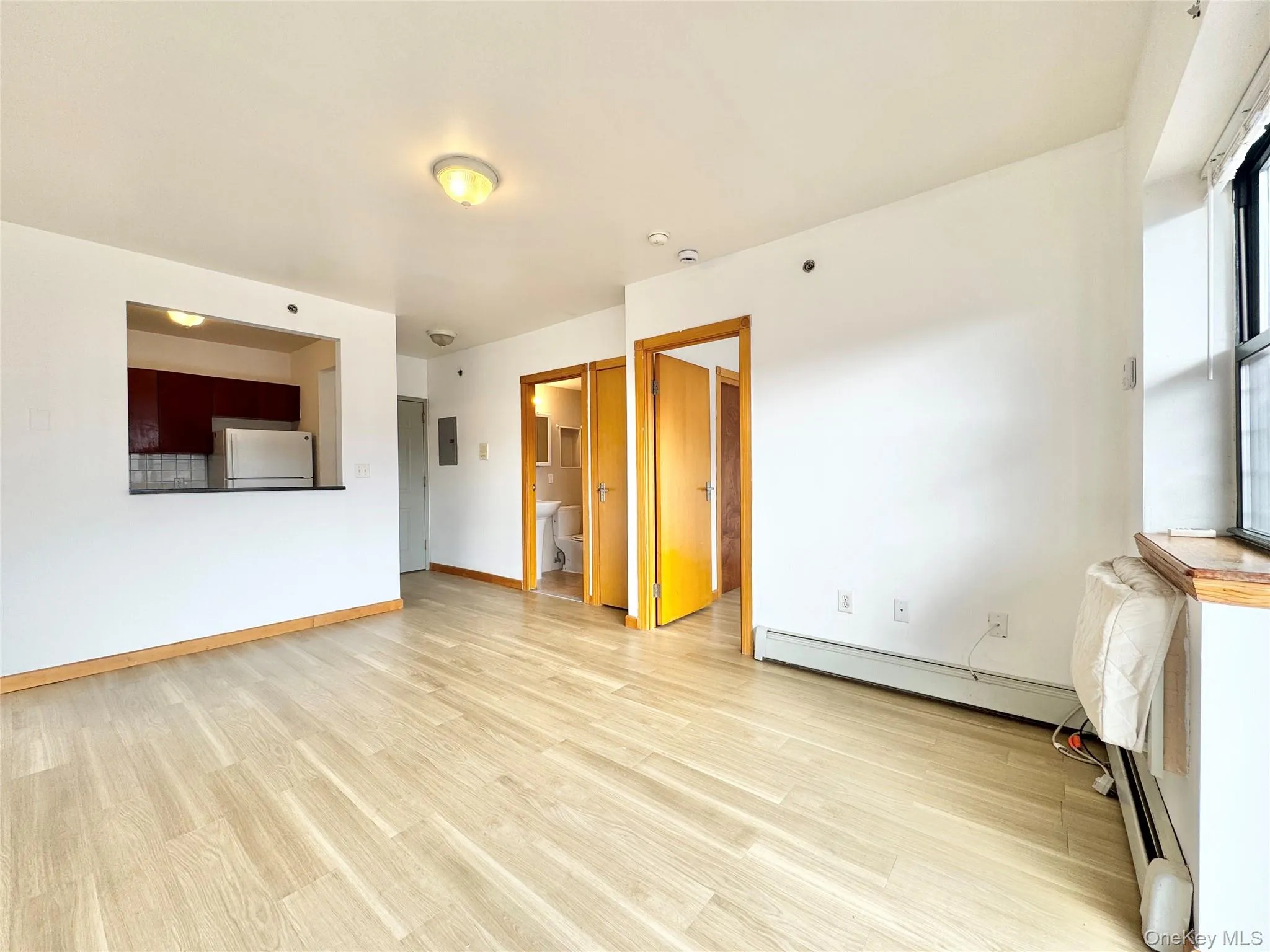 8505A 57th Avenue, New York, NY, 1 Bedroom Bedrooms, 4 Rooms Rooms,1 BathroomBathrooms,Residential Lease,For Rent,57th,0,987422 8505A 57th Avenue, New York, NY, 1 Bedroom Bedrooms, 4 Rooms Rooms,1 BathroomBathrooms,Residential Lease,For Rent,57th,0,987422
