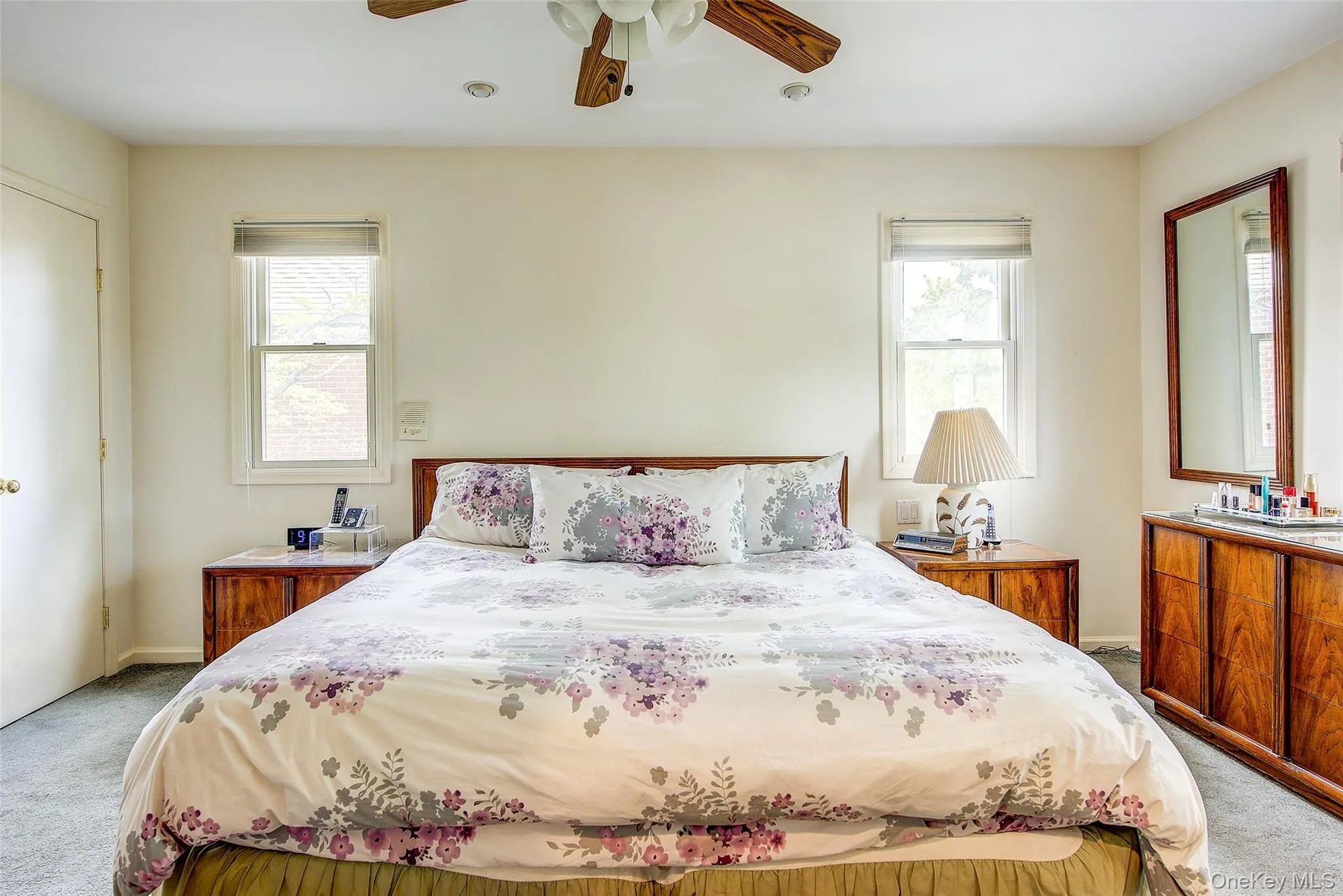 69-29 166th Street, New York, NY, 5 Bedrooms Bedrooms, 8 Rooms Rooms,4 BathroomsBathrooms,Residential,For Rent,166th,0,987434 69-29 166th Street, New York, NY, 5 Bedrooms Bedrooms, 8 Rooms Rooms,4 BathroomsBathrooms,Residential,For Rent,166th,0,987434