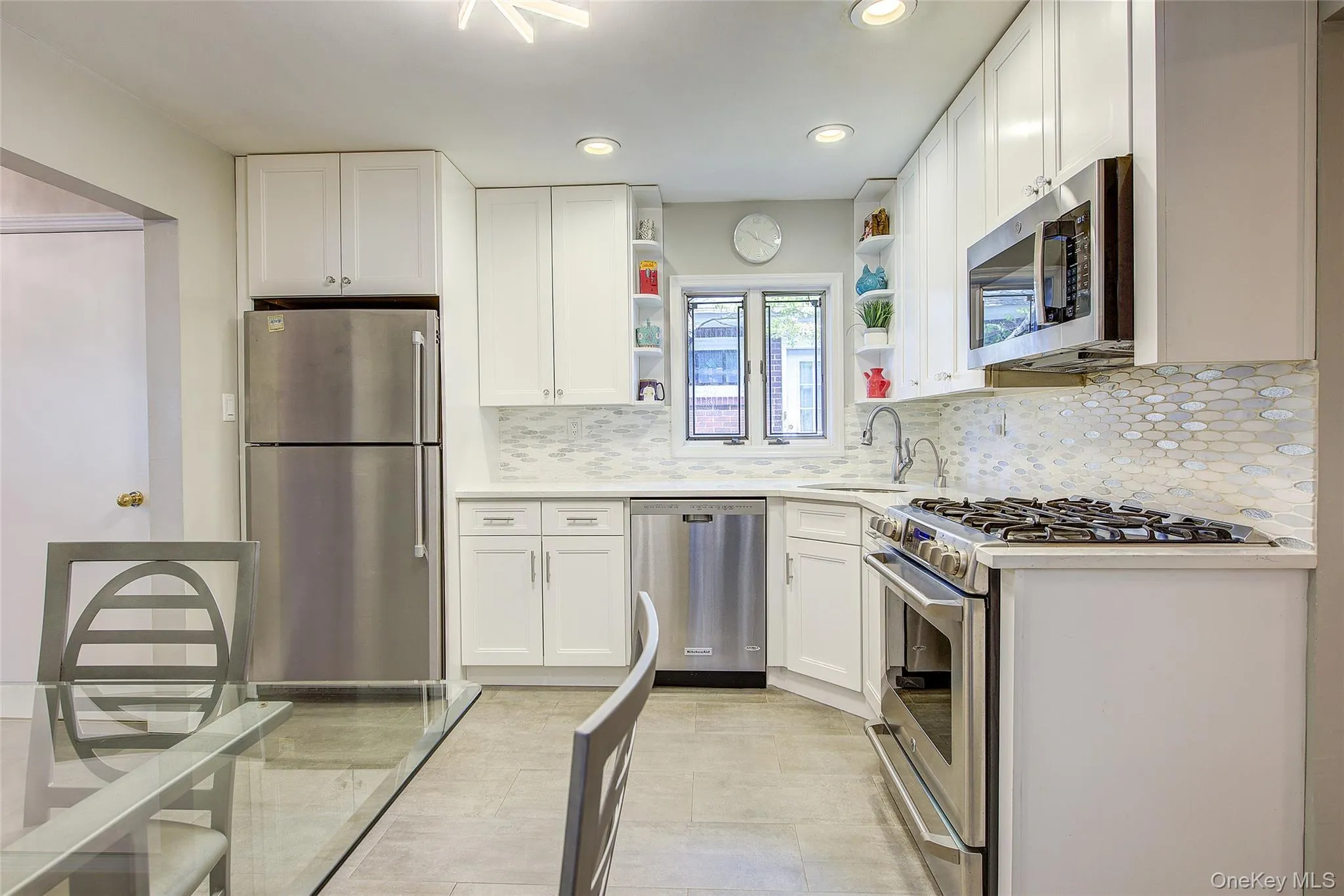 69-29 166th Street, New York, NY, 5 Bedrooms Bedrooms, 8 Rooms Rooms,4 BathroomsBathrooms,Residential,For Rent,166th,0,987434 69-29 166th Street, New York, NY, 5 Bedrooms Bedrooms, 8 Rooms Rooms,4 BathroomsBathrooms,Residential,For Rent,166th,0,987434