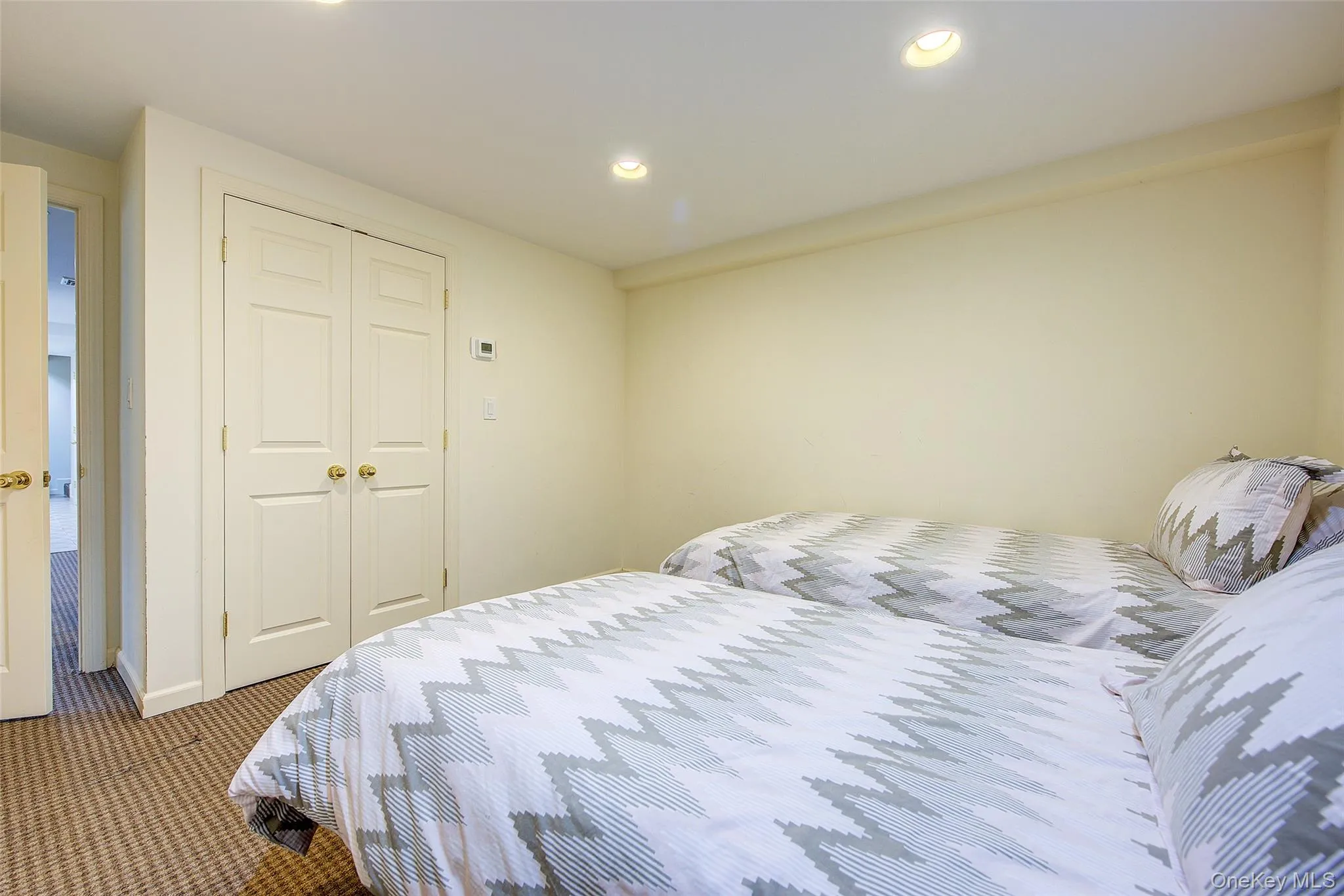 69-29 166th Street, New York, NY, 5 Bedrooms Bedrooms, 8 Rooms Rooms,4 BathroomsBathrooms,Residential,For Rent,166th,0,987434 69-29 166th Street, New York, NY, 5 Bedrooms Bedrooms, 8 Rooms Rooms,4 BathroomsBathrooms,Residential,For Rent,166th,0,987434